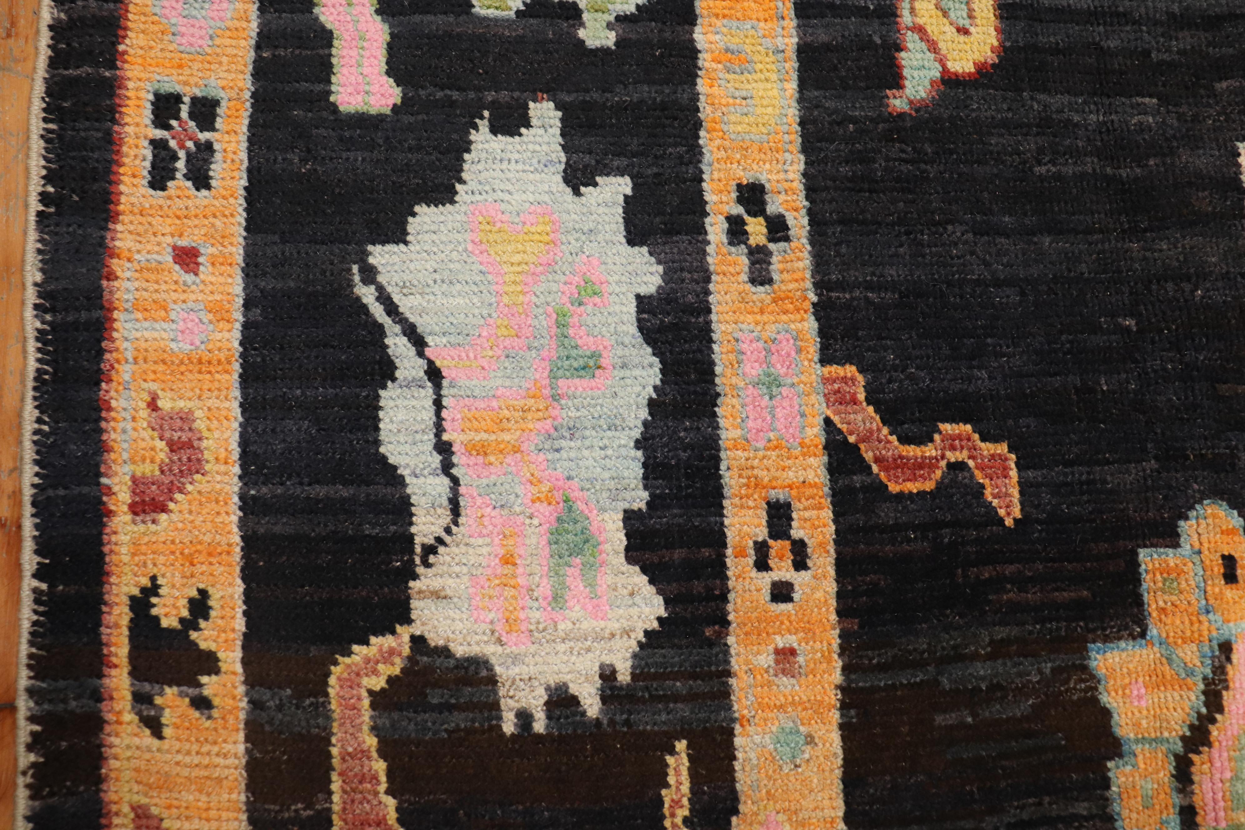 Contemporary Turkish Oushak Inspired Multicolor Rug In Excellent Condition For Sale In New York, NY