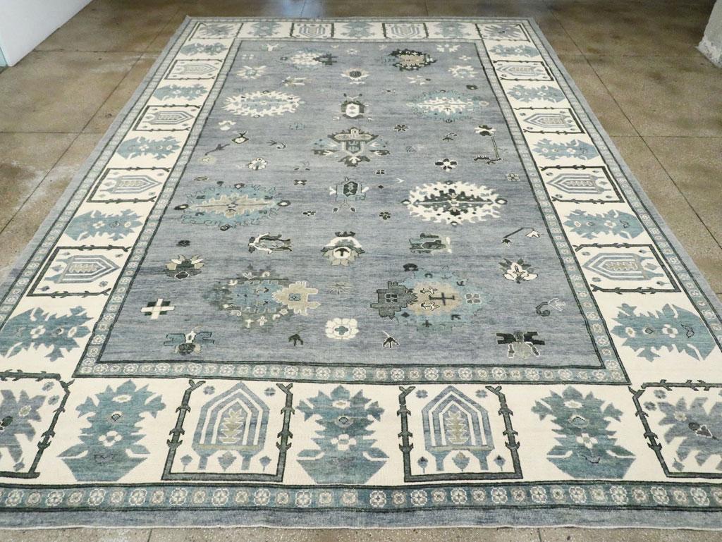 Contemporary Turkish Oushak Oversize Carpet In New Condition For Sale In New York, NY