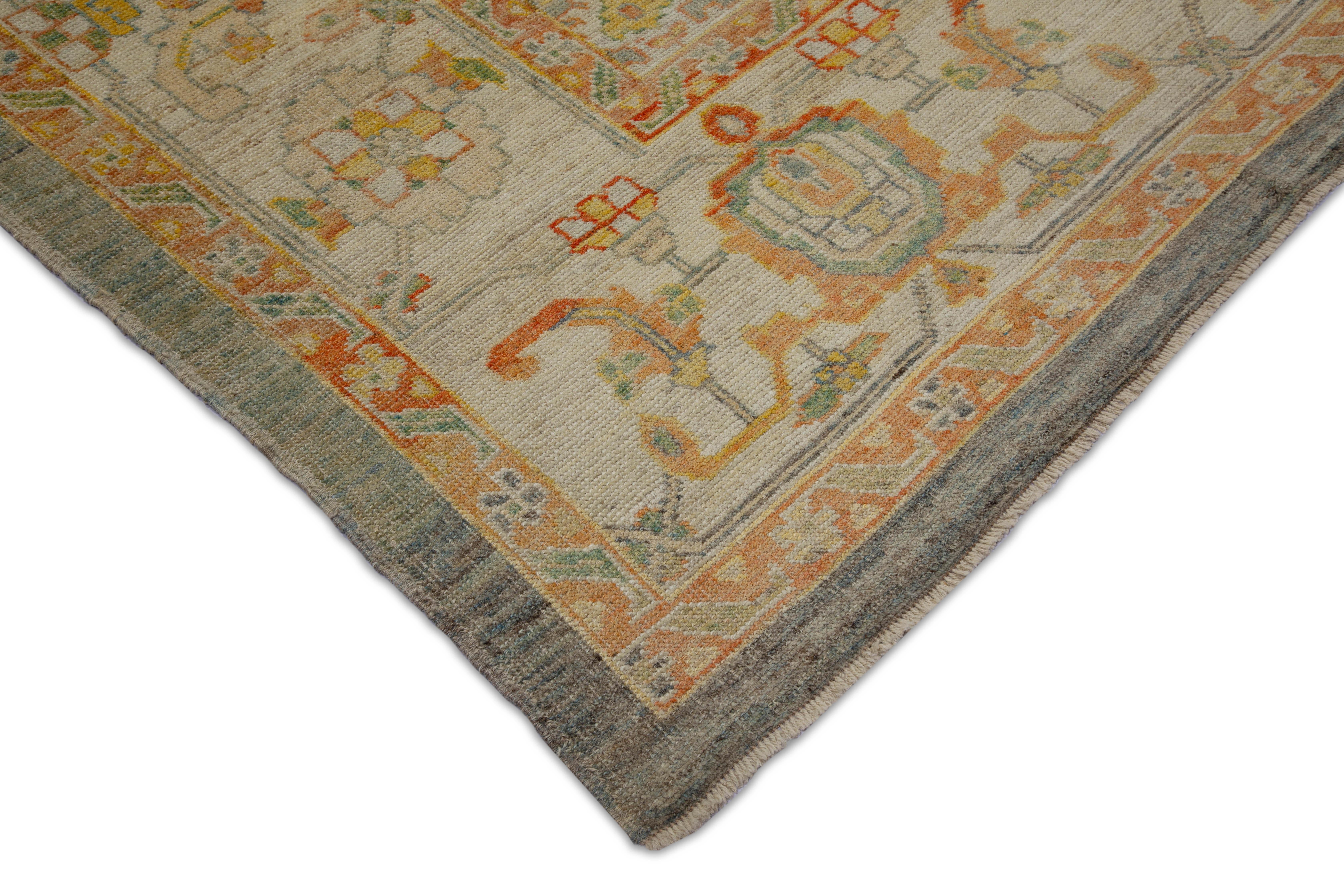 Wool Contemporary Turkish Oushak Rug in Ivory and Green with Flower Medallions For Sale