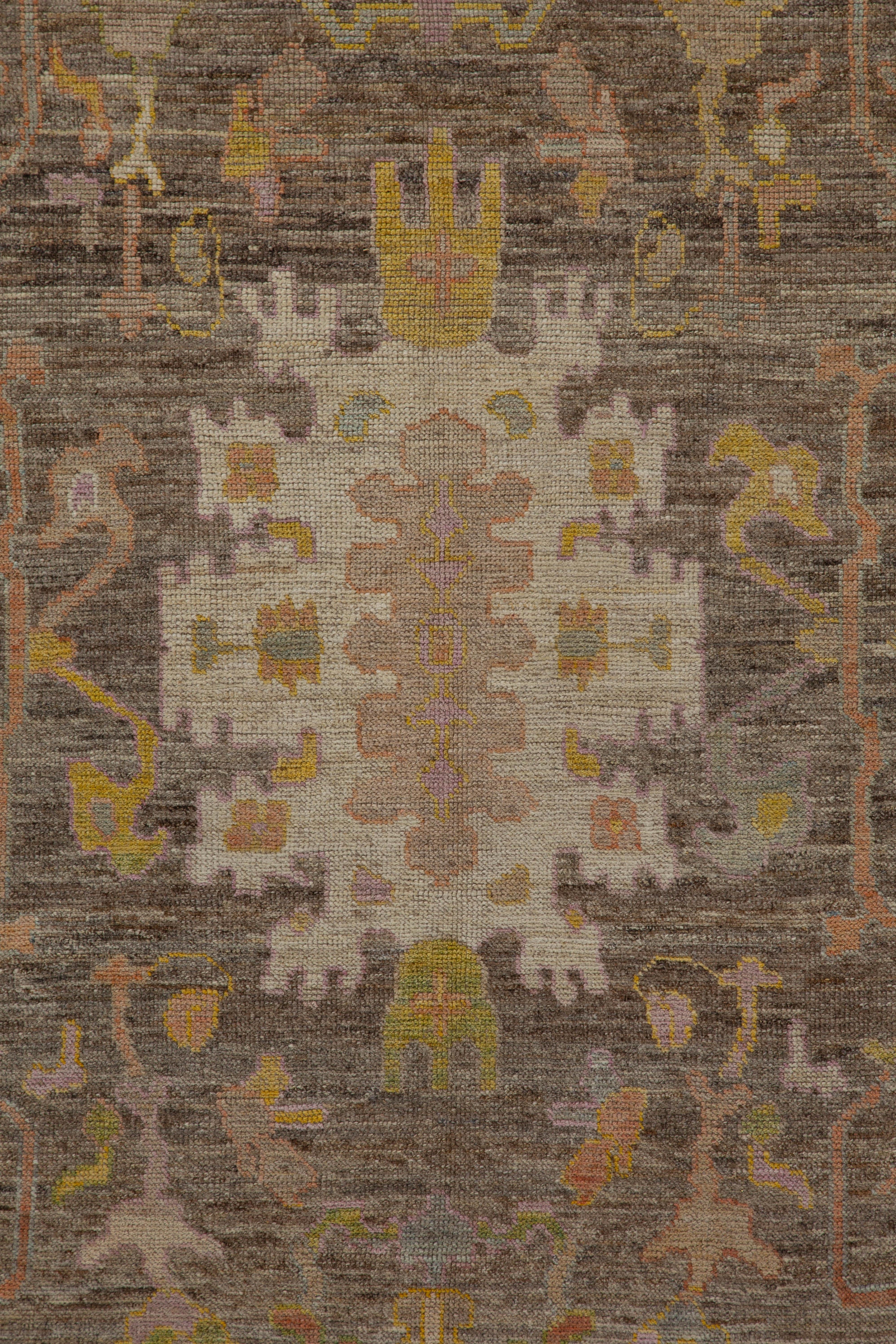 Contemporary Turkish Oushak Rug with a Brown Field and Gold Borders For Sale 1