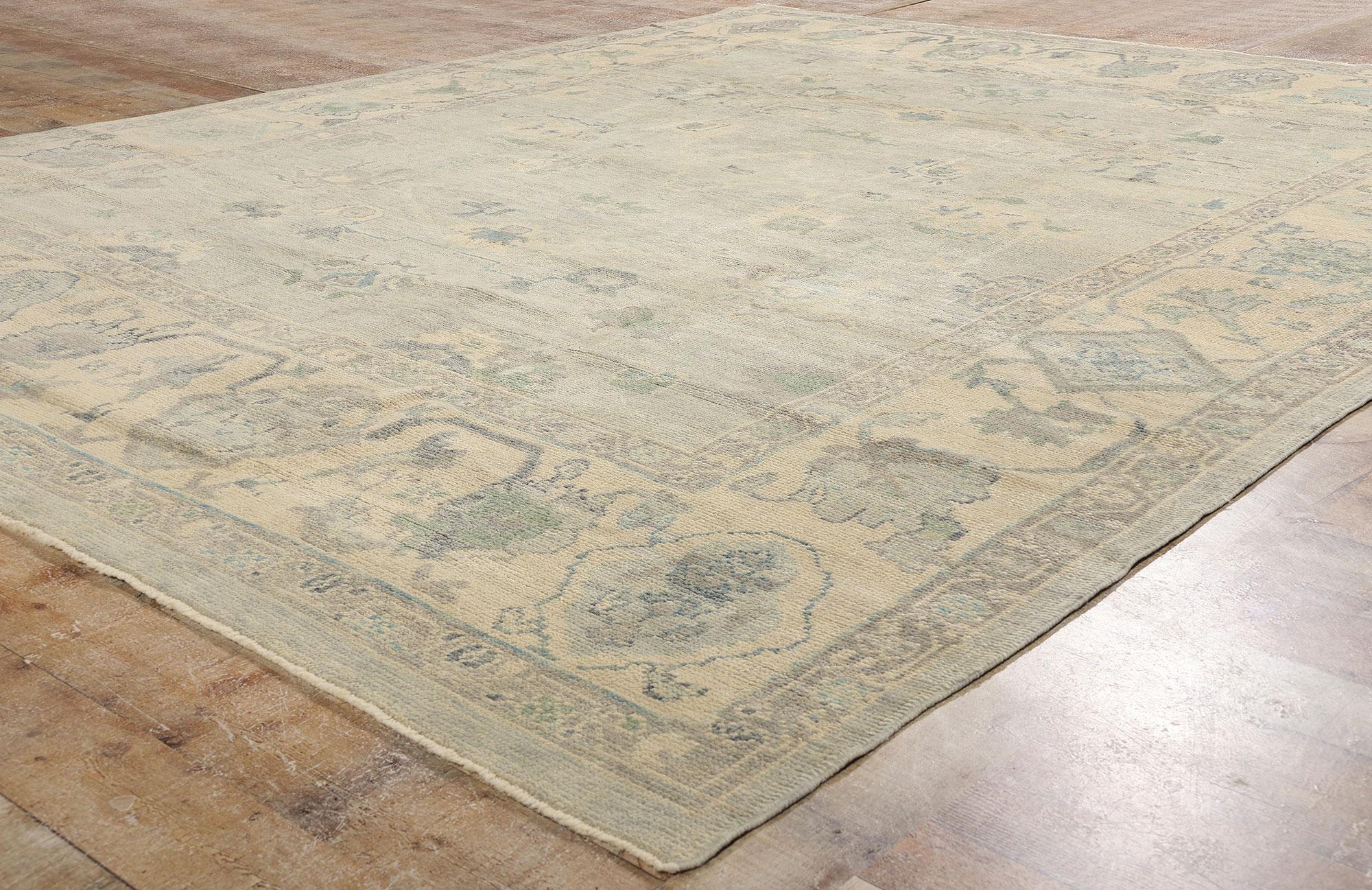 Neuer zeitgenössischer türkischer Oushak-Teppich im modernen Übergangsstil im Angebot 1