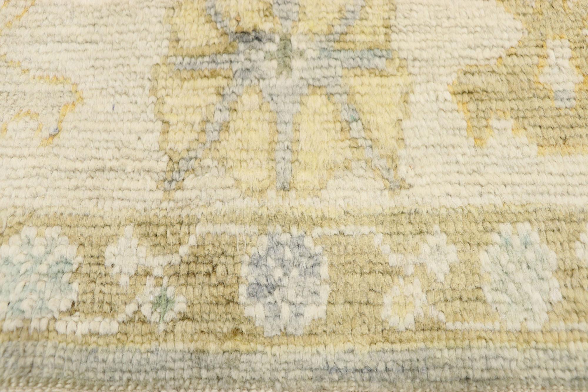 Contemporary Turkish Oushak Rug with Pastel Colors and French Transitional Style In New Condition For Sale In Dallas, TX