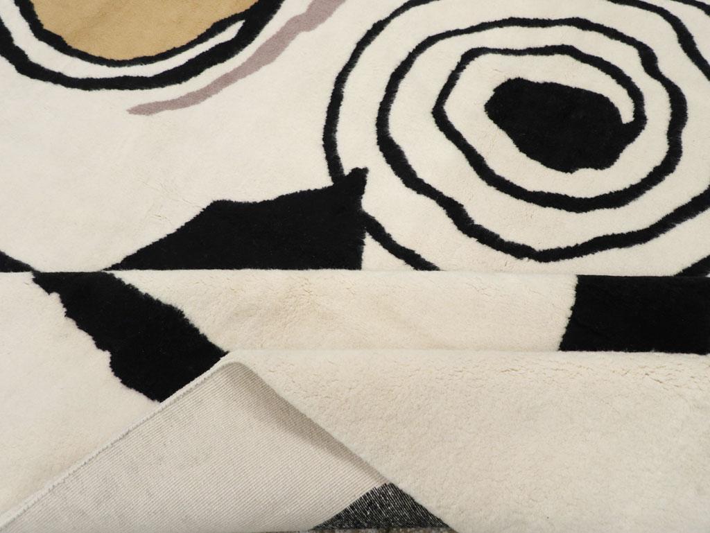 XXI secolo e contemporaneo Tappeto turco contemporaneo di dimensioni pari a quelle di una stanza nello stile di Alexander Calder in vendita