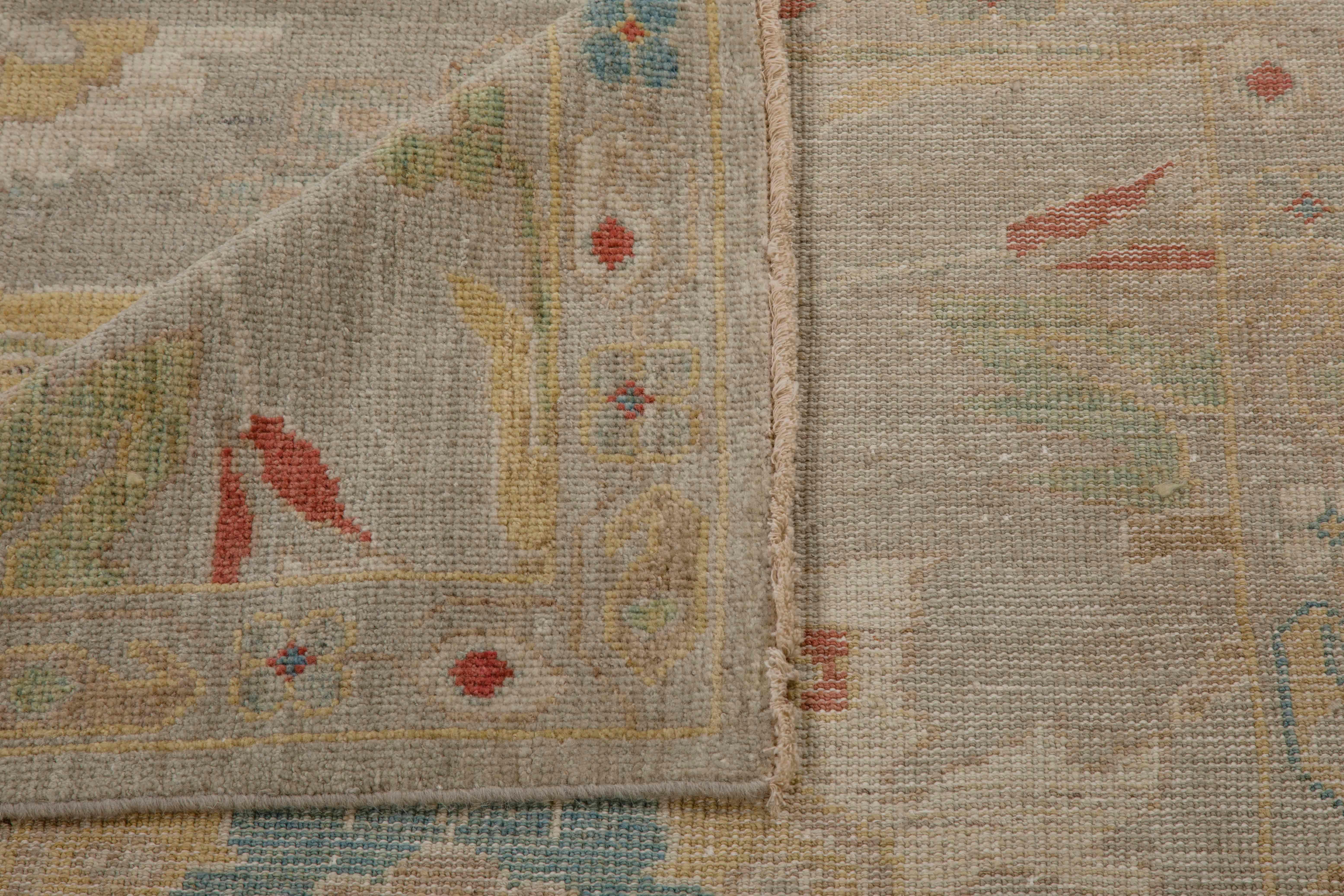 Handmade Turkish runner rug from high quality sheep’s wool and colored with eco-friendly vegetable dyes that are proven safe for humans and pets alike. It’s a classic Sultanabad design featuring a beige field with a colored mix of Herati flower