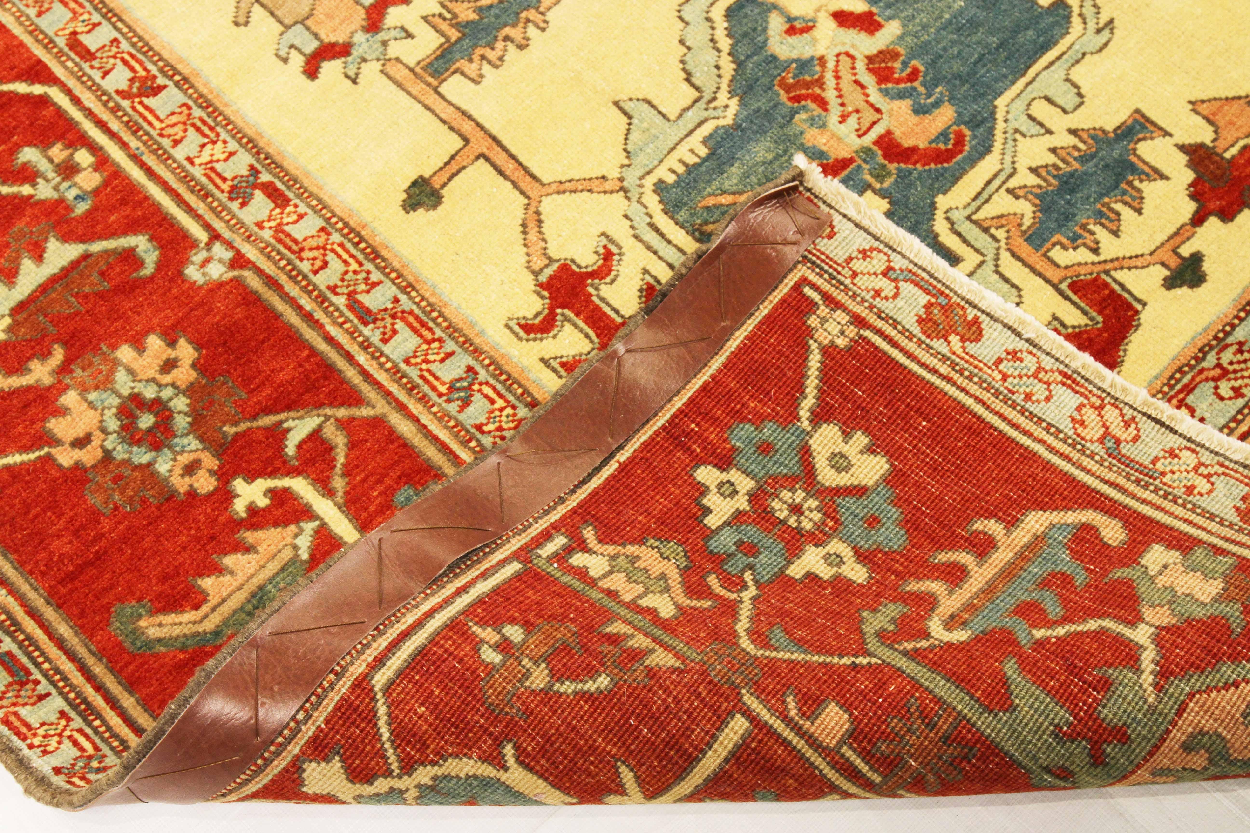 Contemporary Turkish Serapi Rug with Red and Gray Botanical Details In New Condition For Sale In Dallas, TX