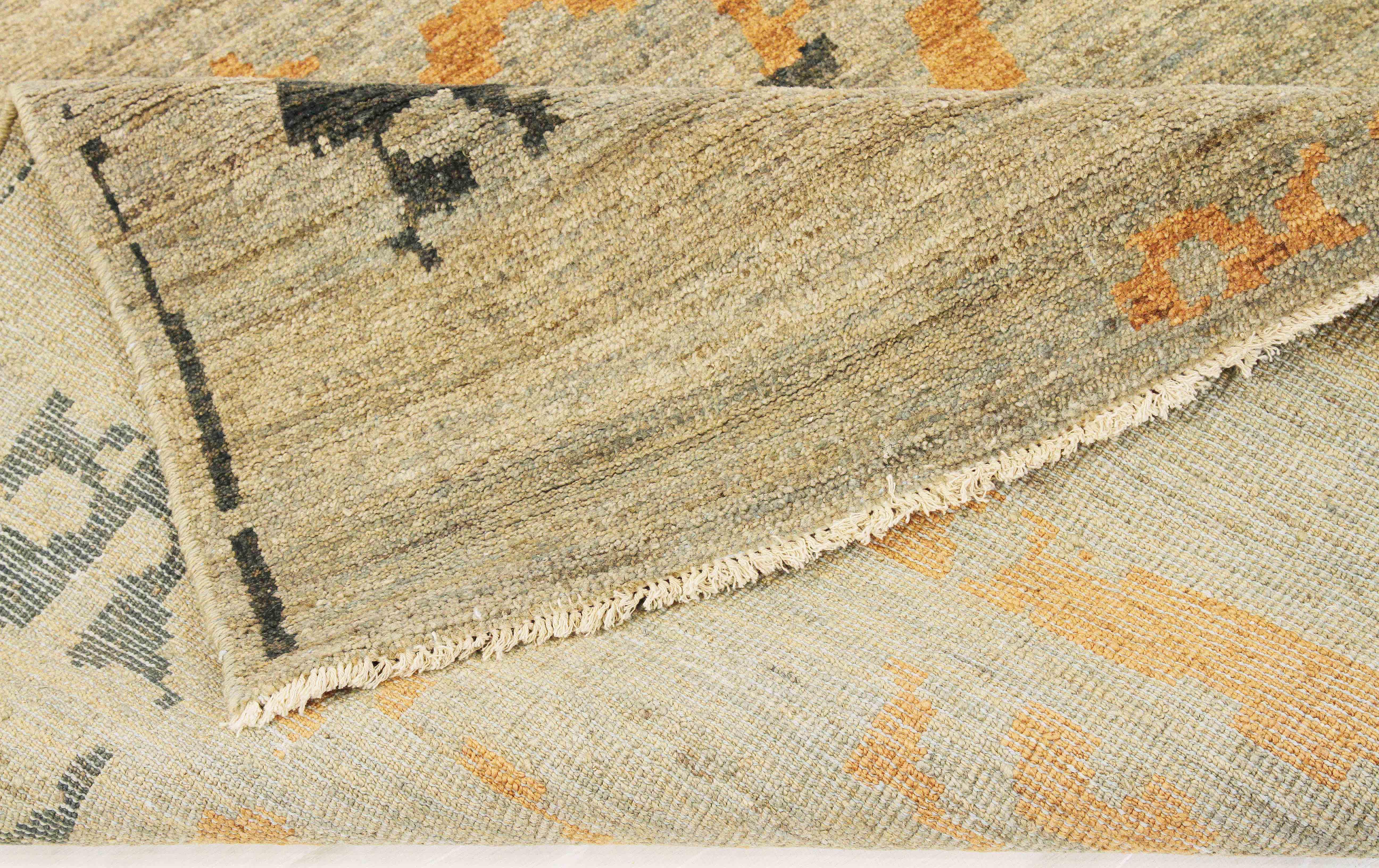 Contemporary Turkish Sultanabad Rug with Gray and Orange Botanical Details In New Condition For Sale In Dallas, TX