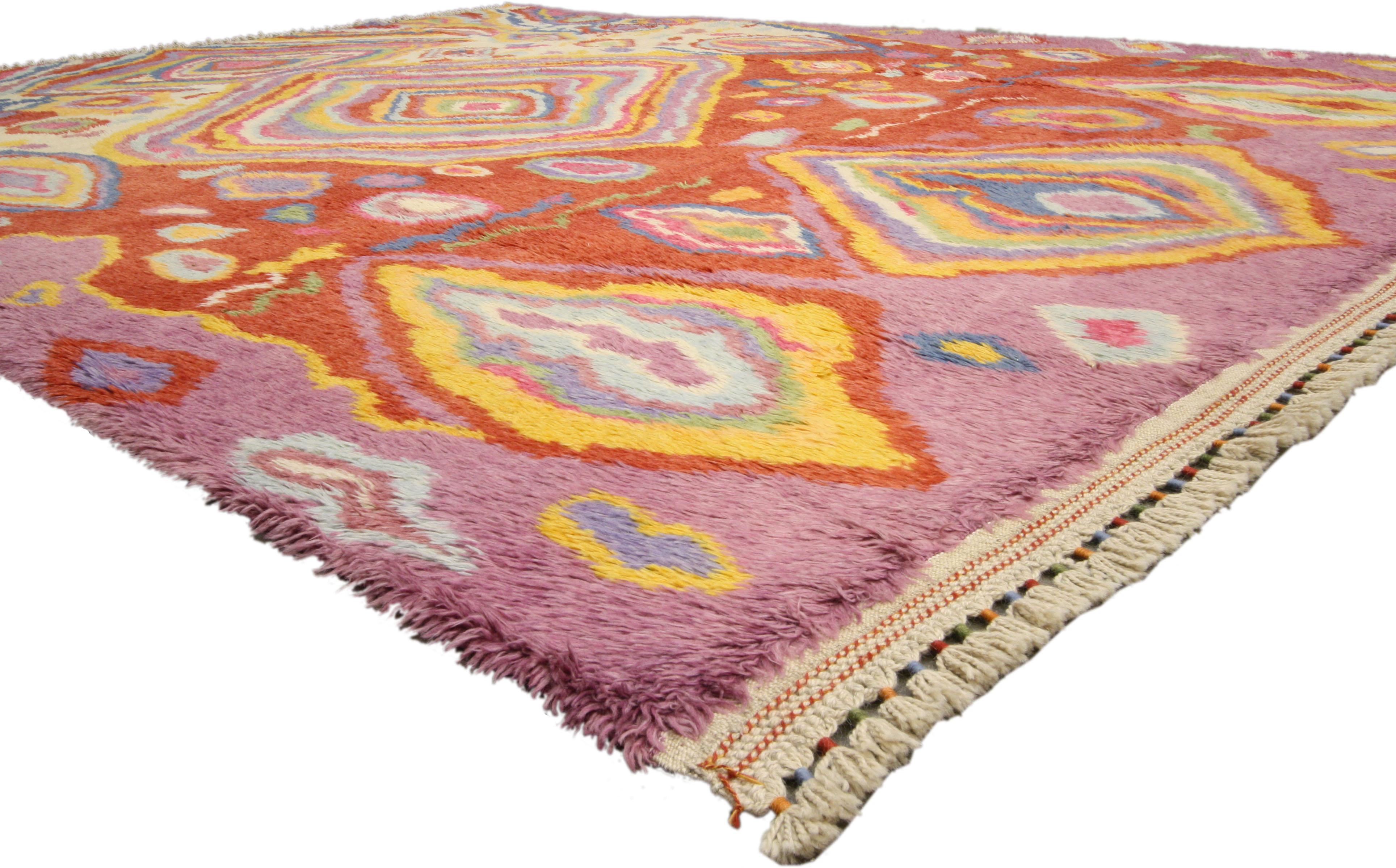 Contemporary Turkish Tulu Shag Rug with Abstract Style, Psychedelic Inspiration In New Condition In Dallas, TX