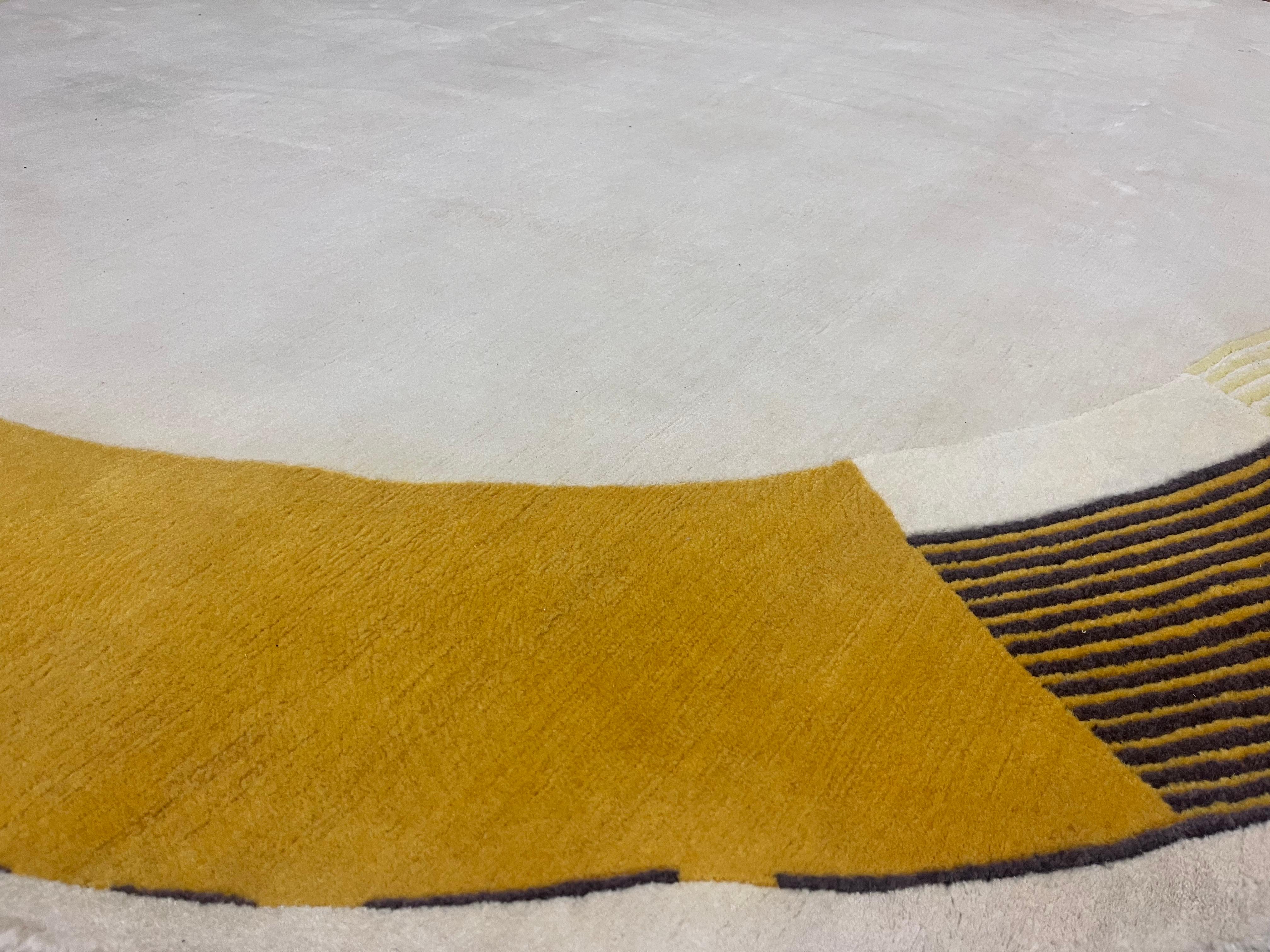Contemporary Turkish Wool Rug 7'10