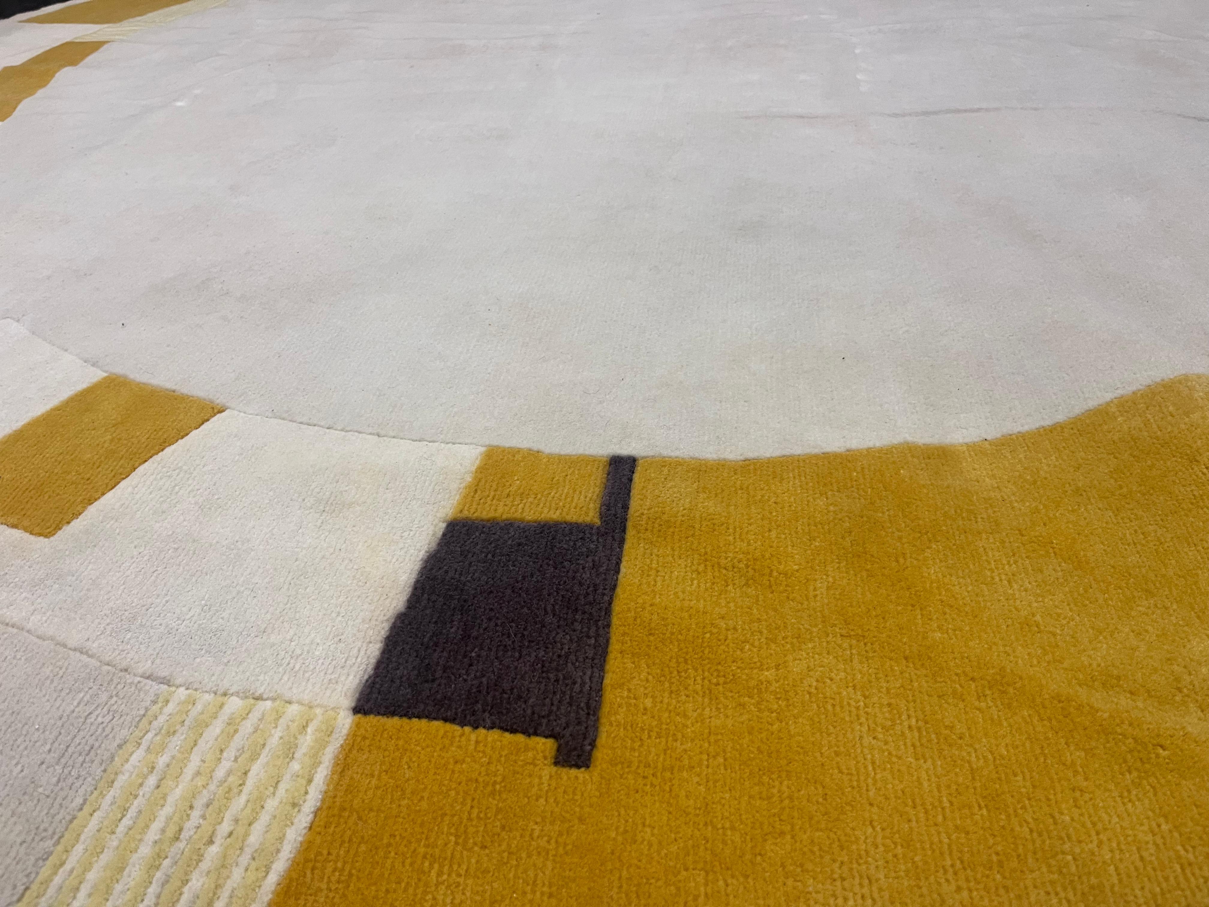 Contemporary Turkish Wool Rug 7'10