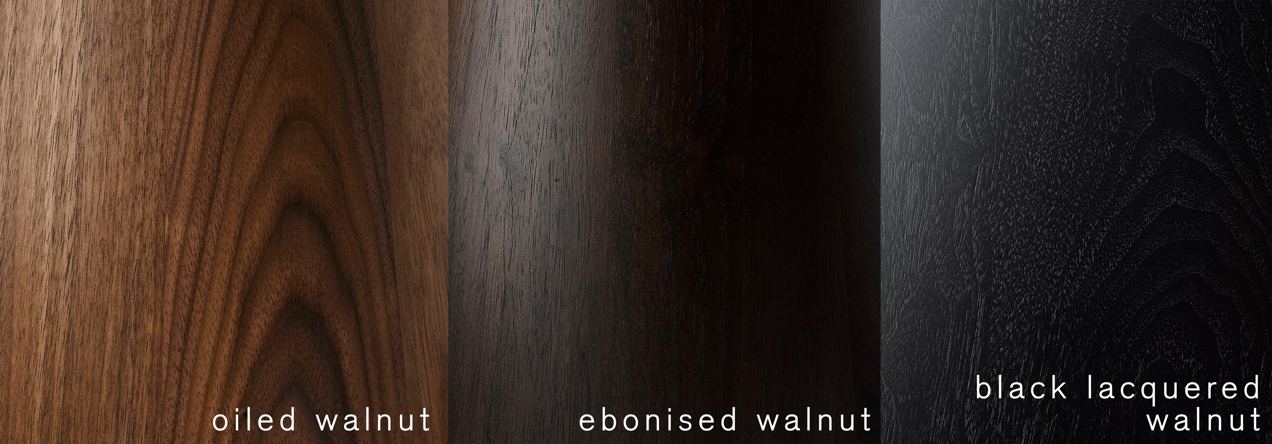 Zeitgenössischer Tux-Stuhl aus Moon Melton Earth Fire Wolle mit Beinen aus Nussbaumholz (21. Jahrhundert und zeitgenössisch) im Angebot