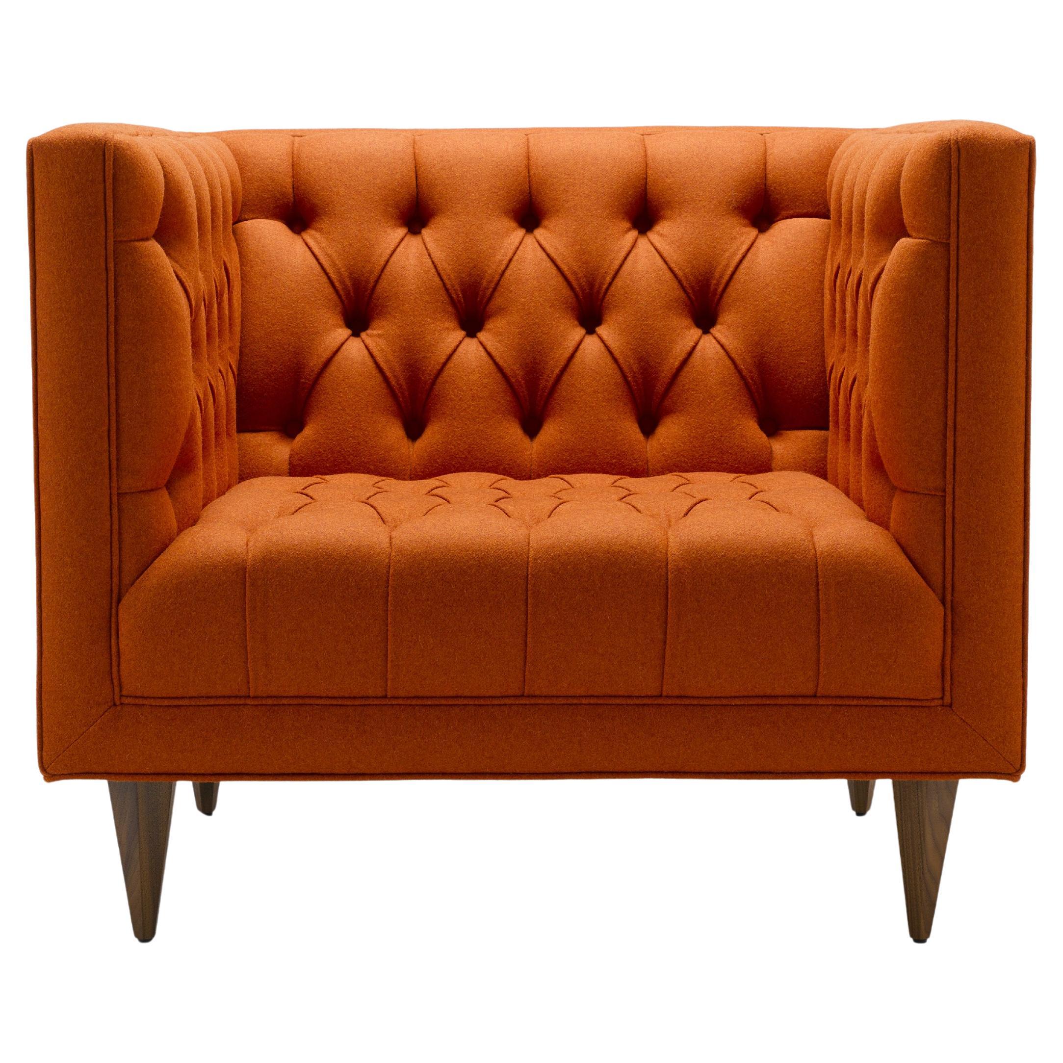 Sedia Tux contemporanea in lana Moon Melton Earth Fire con gambe in noce