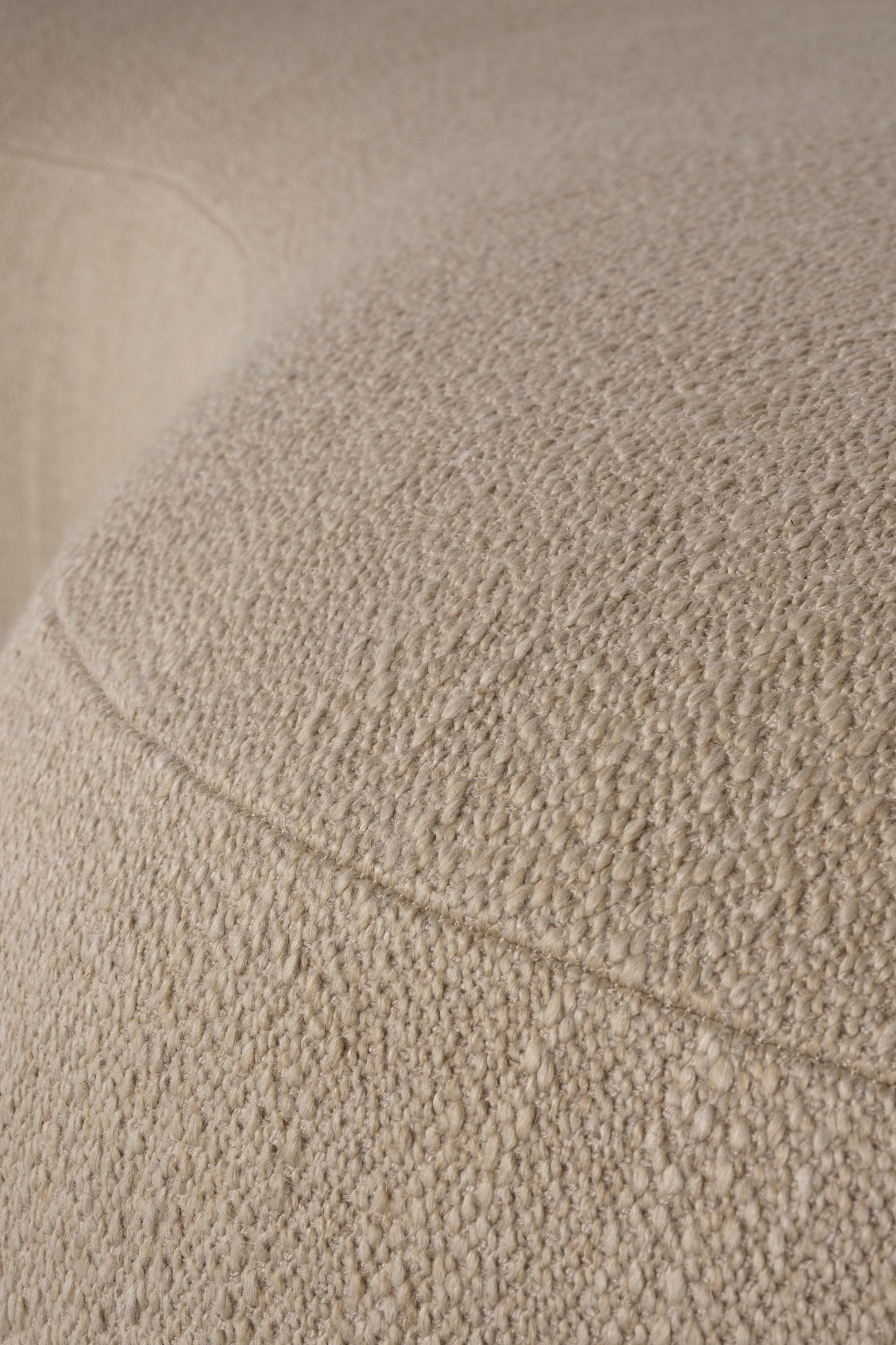 Fait main Canapé contemporain Twins Curved Sofa, Beige Wool Linen, Handmade by Greenapple en vente