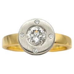 Contemporary Two Tone Round Diamond Ring in Brushed 18 Karat Gold & Platinum