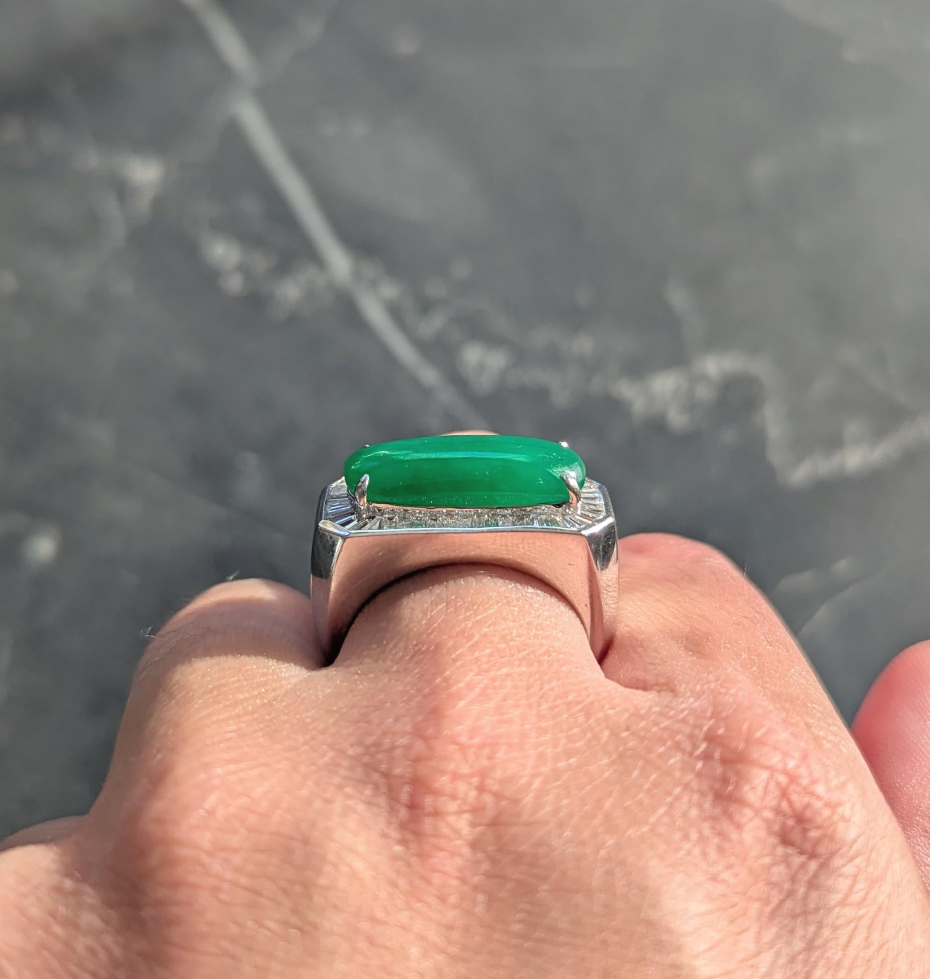 Anillo Halo Contemporáneo Tipo A Jadeíta Jade Diamante Oro Blanco 18 Kilates GIA en venta 7
