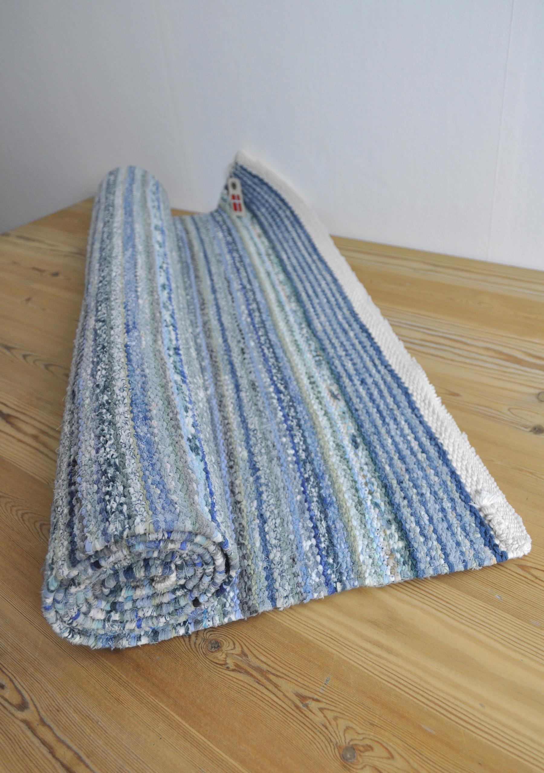 Contemporary Unique Handwoven Danish Rug in Recycled Materials For Sale 3