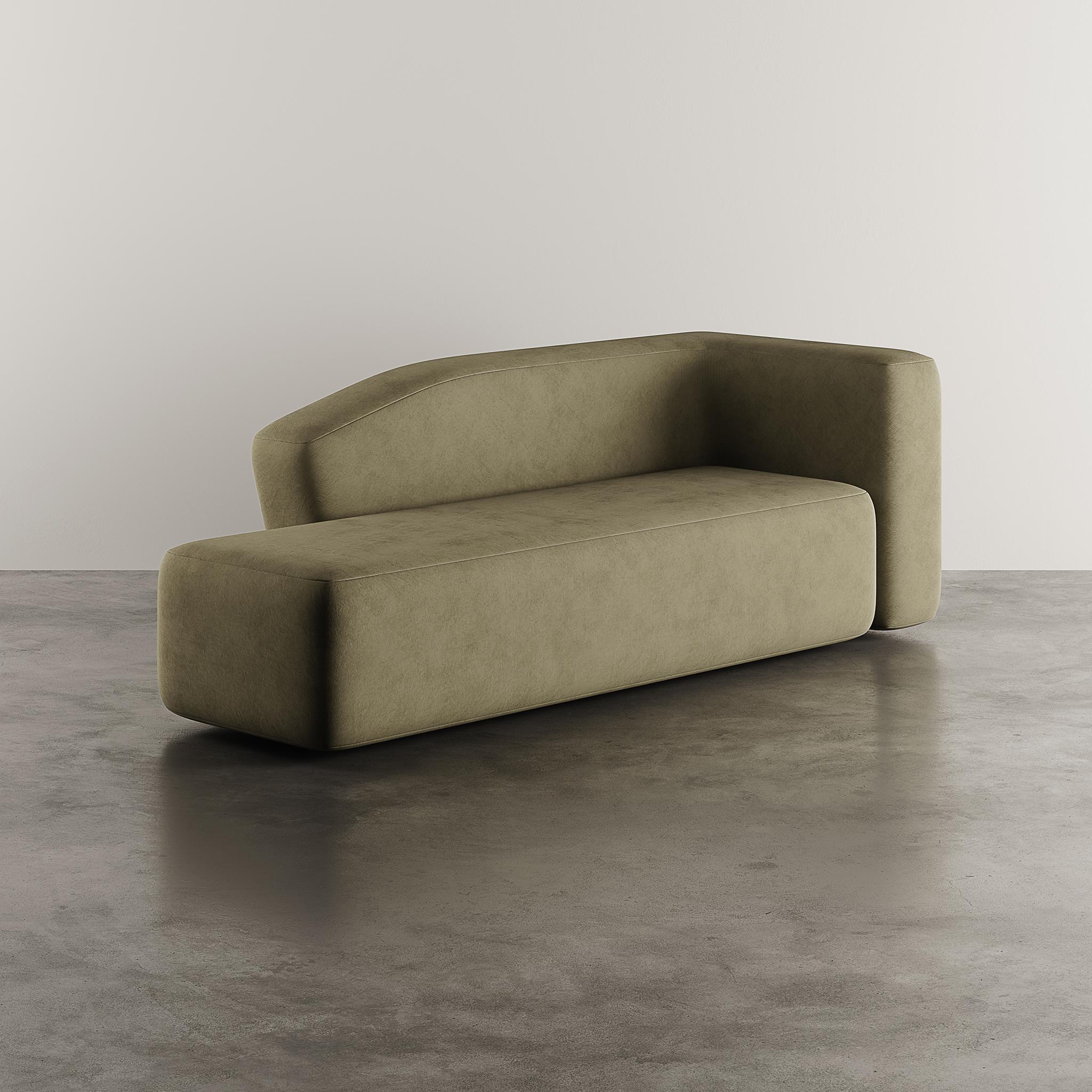 La Chaise Longue West Suede est un témoignage du mariage du confort et du style dans le domaine du mobilier d'intérieur.
Fabriquée avec précision et un grand sens du design, cette chaise longue offre non seulement une expérience de détente