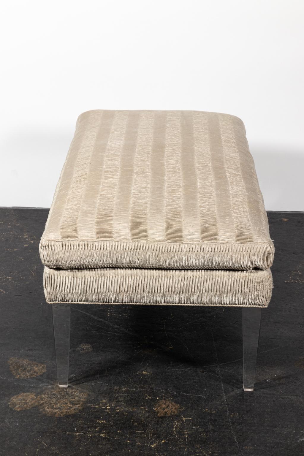 Contemporary Upholstered Ottoman with Lucite Legs In Good Condition In Stamford, CT