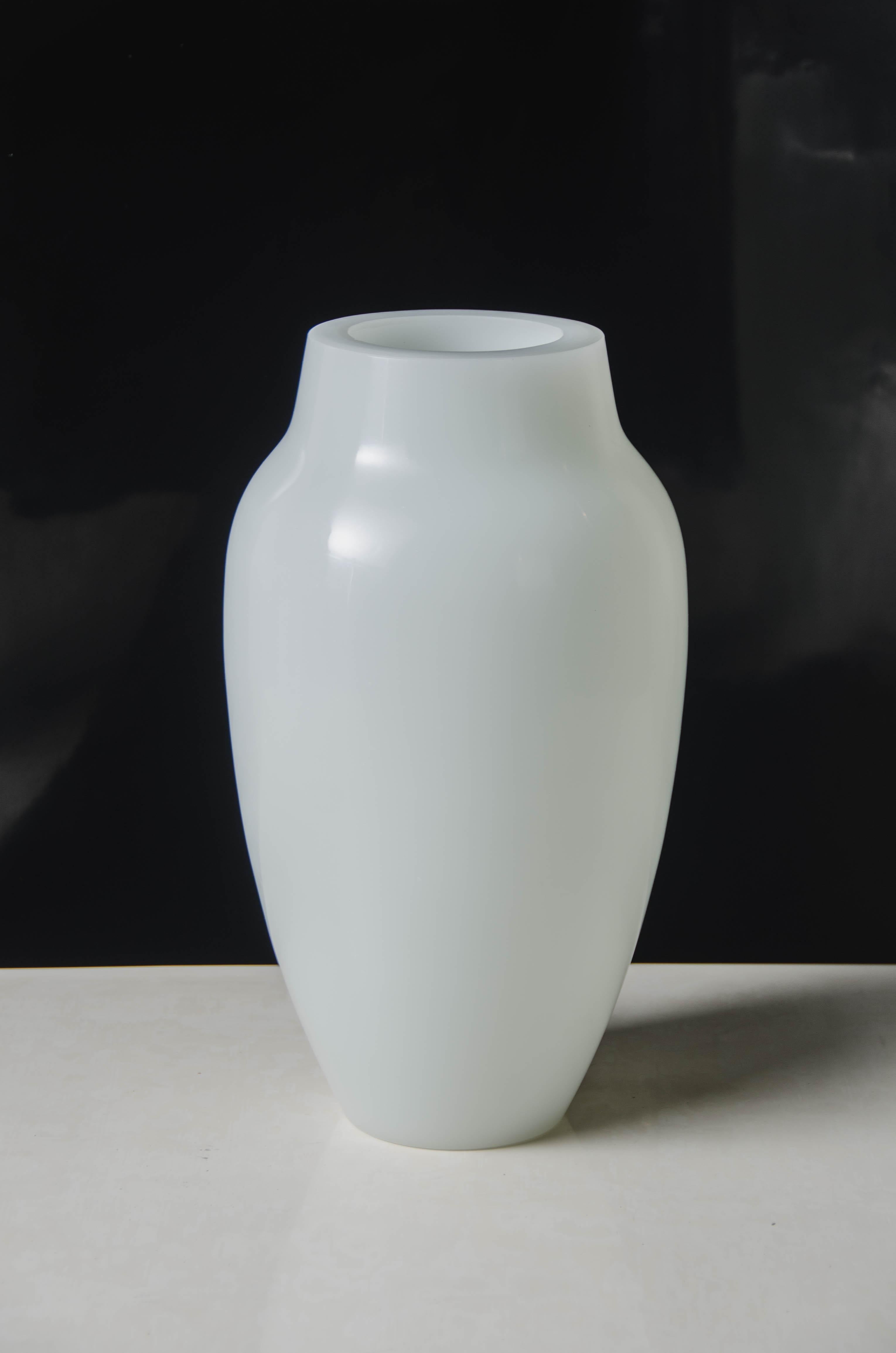 Hand-Carved Contemporary Urn Shape Vase in Bai Jade Peking Glass by Robert Kuo For Sale