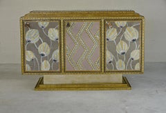 Zeitgenössischer Valentina Giovando-Schrank, Buffetholz, Messing, Zink, Flieder, Gold