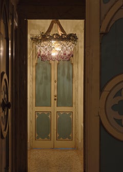 Zeitgenössische Valentina Giovando Eisen Blumen Kronleuchter Kristalle Aqua Grün