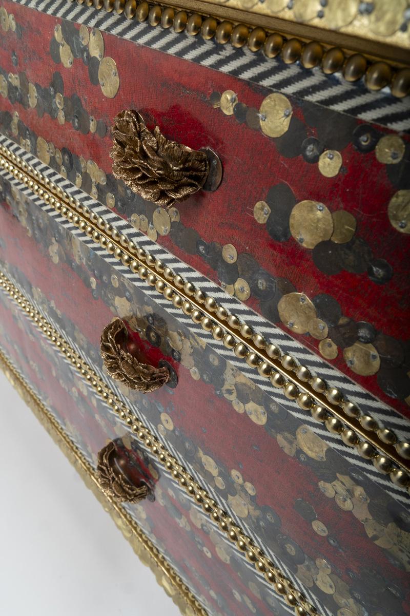 Contemporary Valentina Giovando Chest of Drawers Nereo Wood Brass Gold Red Blue in vendita 4