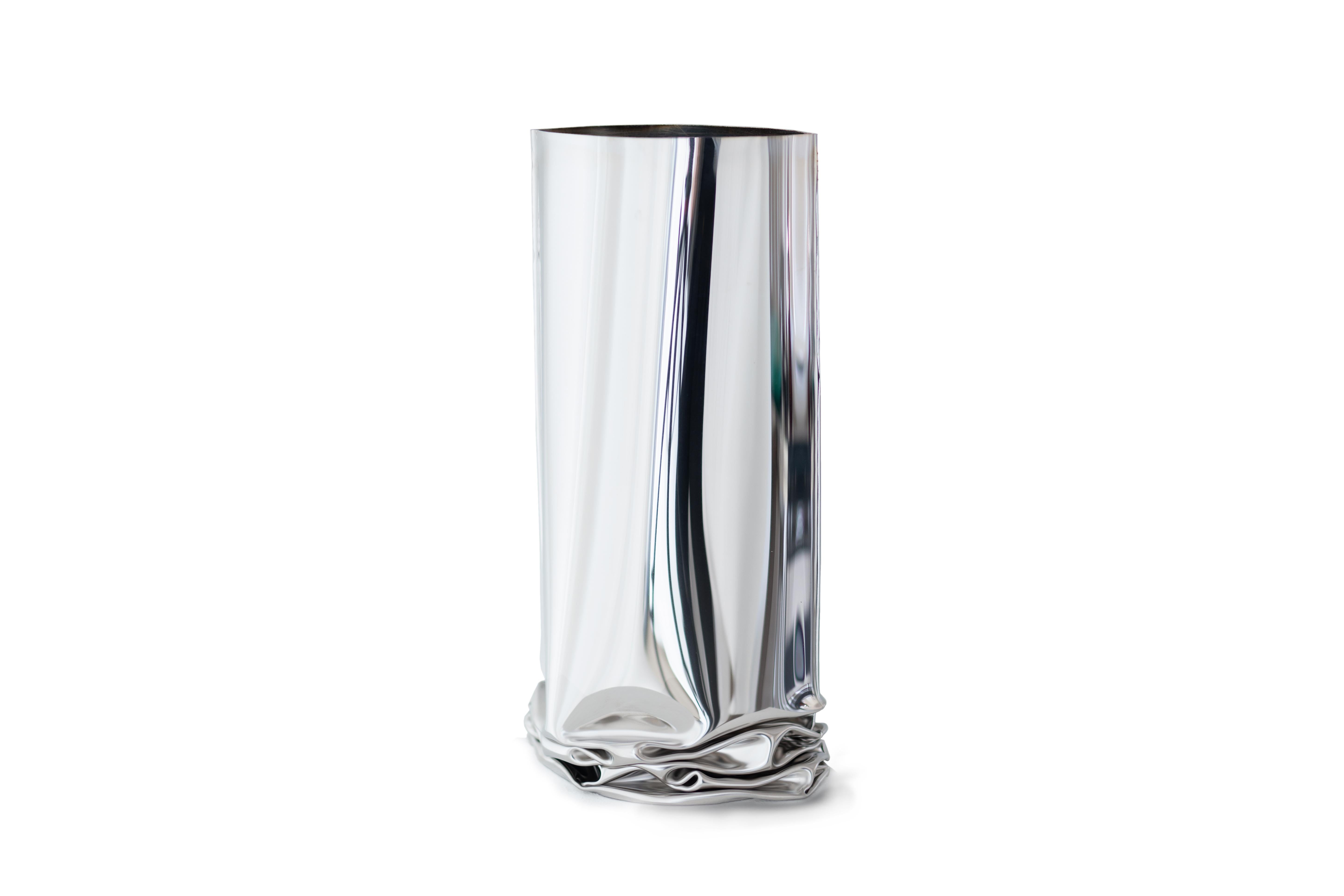 Jarrón contemporáneo, 'Crash Vase' de Zieta, Grande, Acero inoxidable Polaco en venta