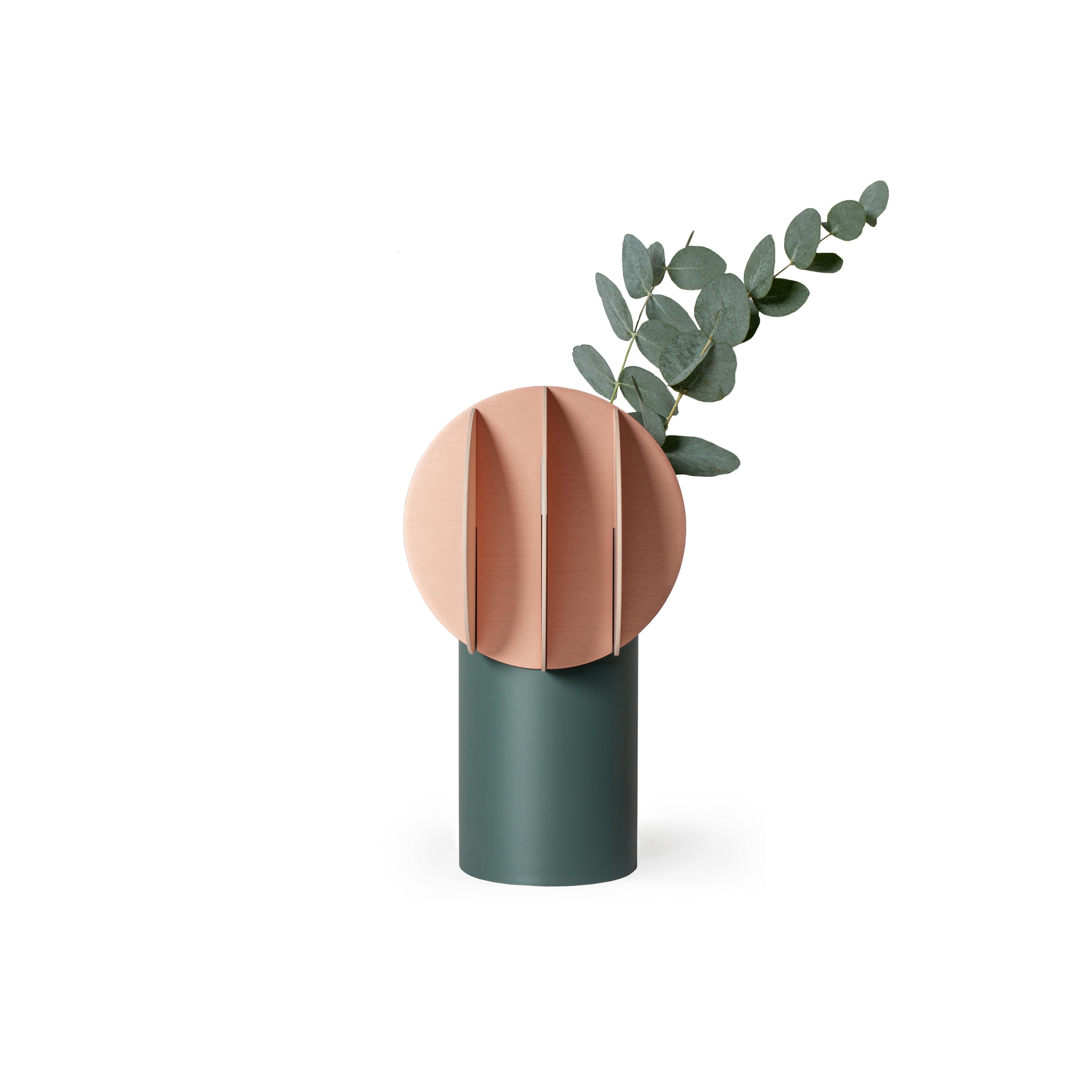 Organic Modern Contemporary Vase 'Delaunay CS10' by Noom, Copper and Steel For Sale