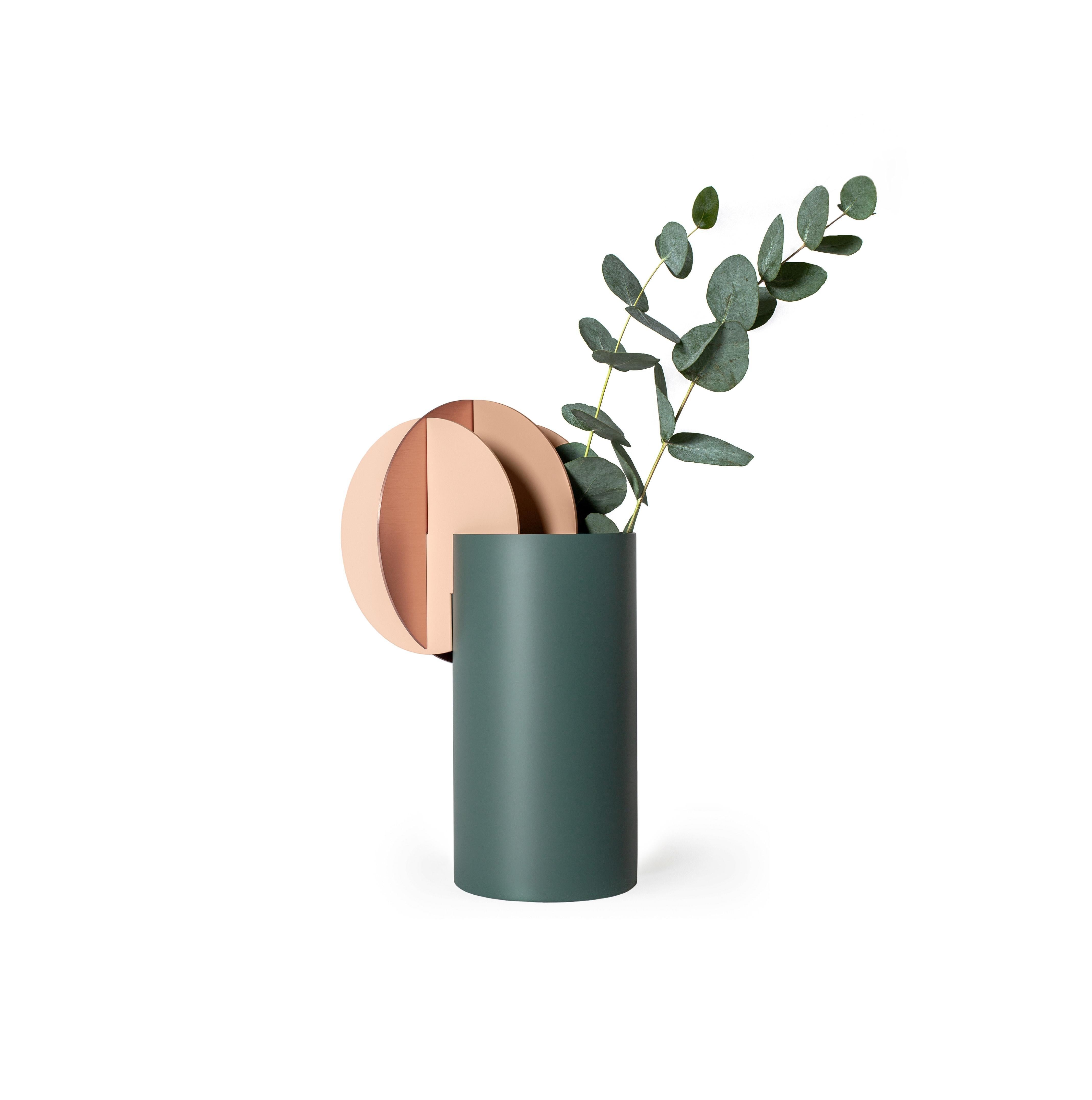 Contemporary Vase 'Delaunay CS10' by Noom, Copper and Steel In New Condition For Sale In Paris, FR