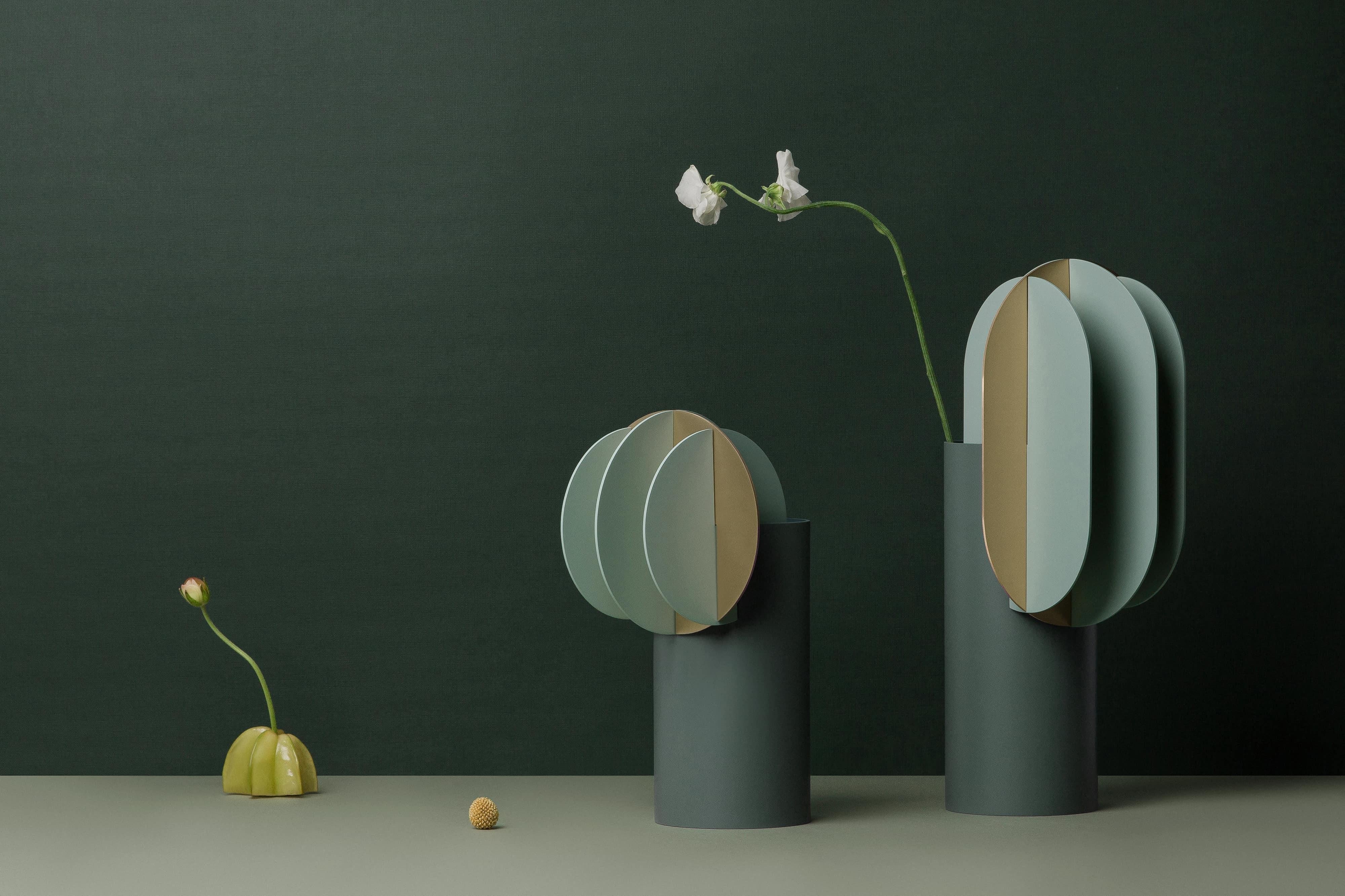 Dipinto Vaso contemporaneo 'Delaunay CS9' di NOOM, ottone e steele in vendita