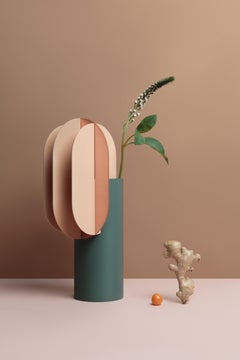Zeitgenössische Vase 'Gabo CS10' von NOOM, Kupfer und Stahl