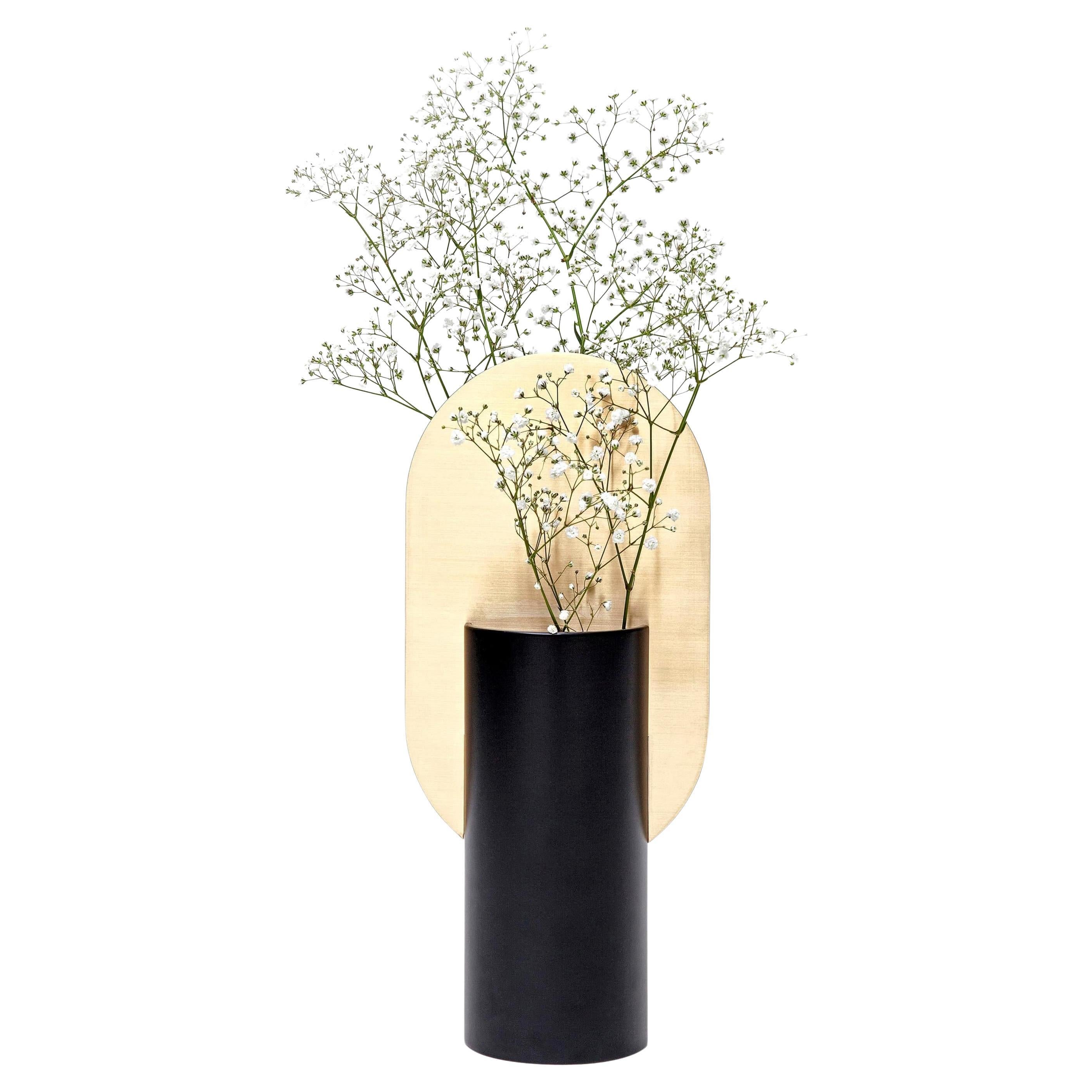 Contemporary Vase Genke CS1 by Noom in Brass and Steel For Sale