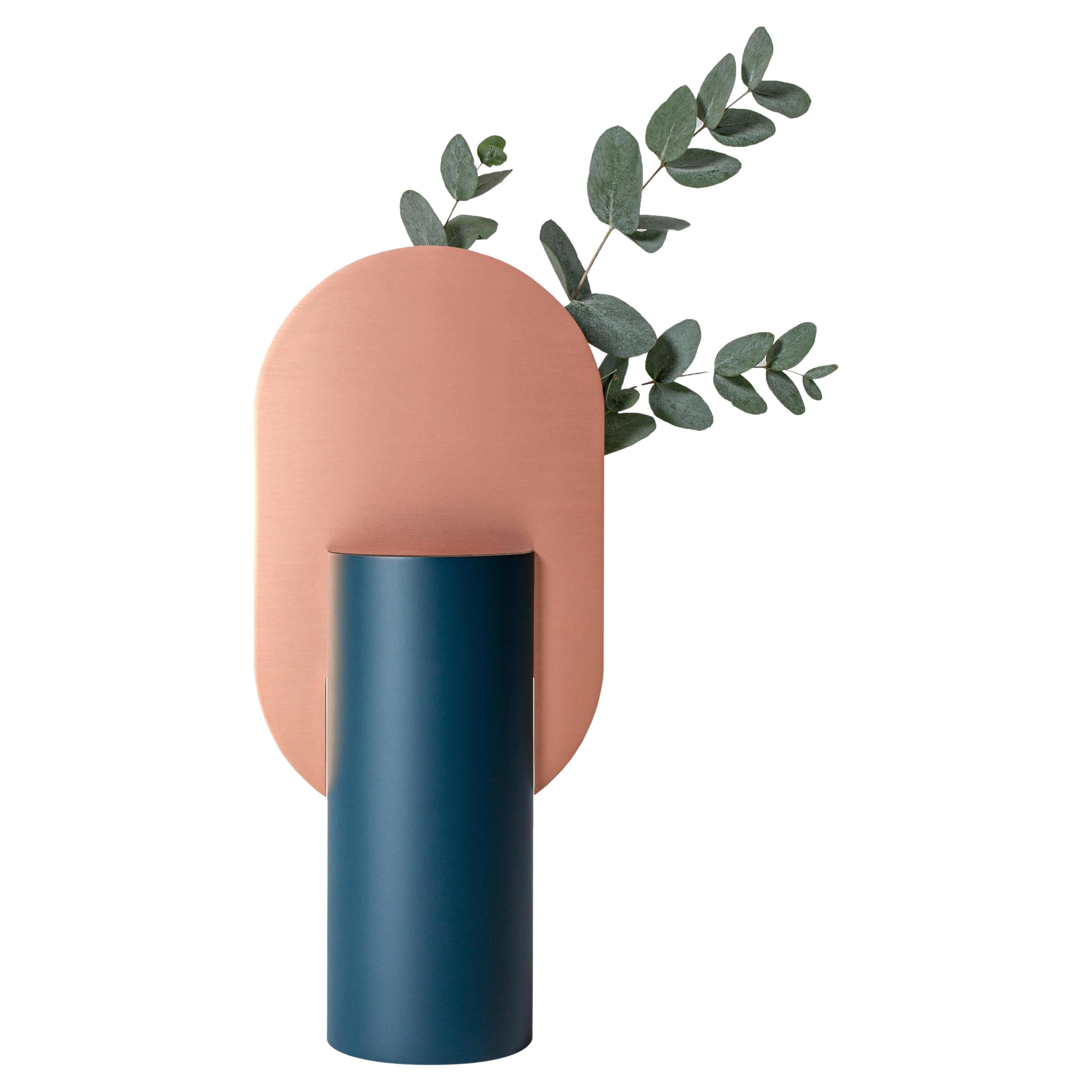 Contemporary Vase Genke CS2 by Noom in Copper and Steel
