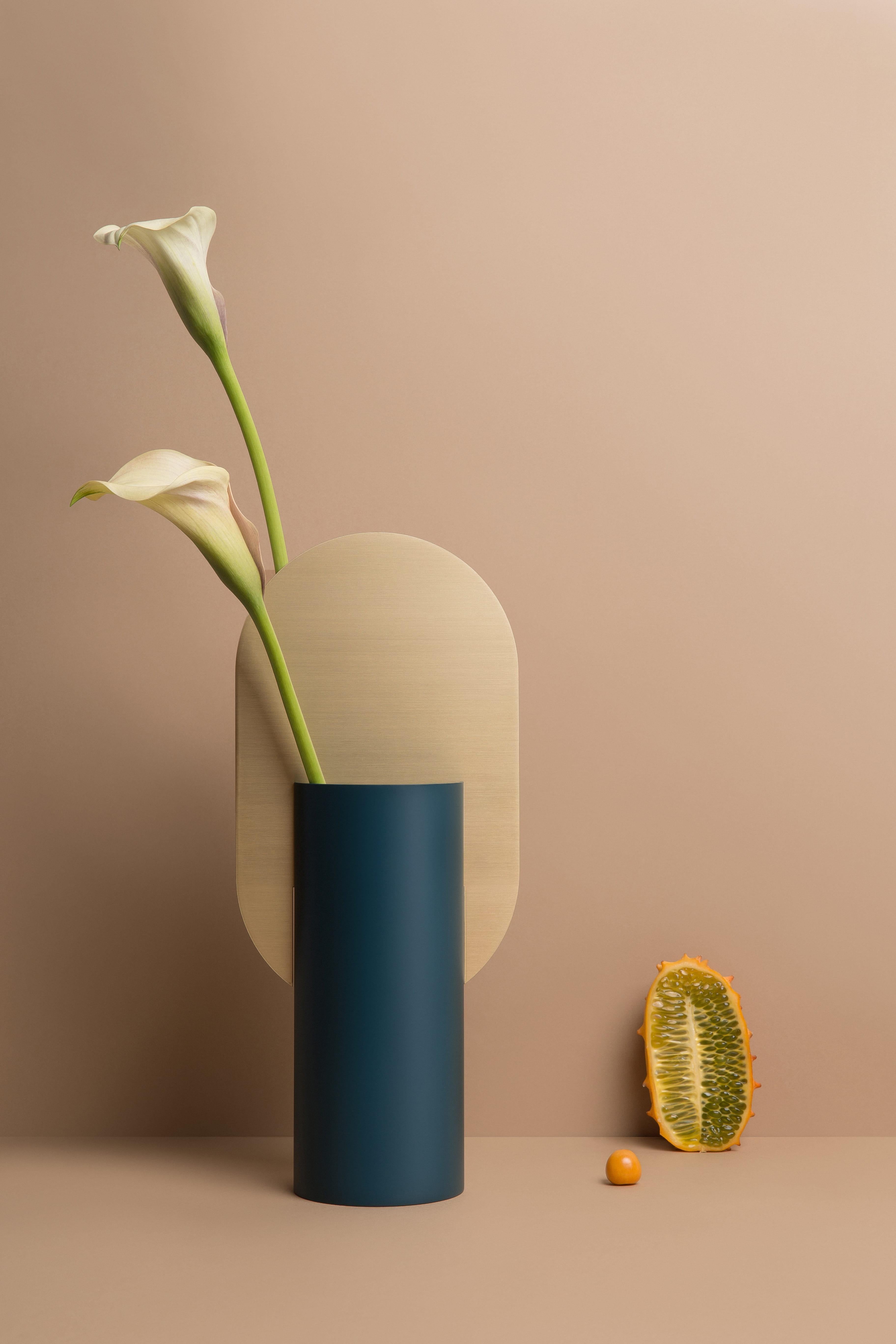 Ukrainian Contemporary Vase 'Genke CS3' by Noom in Brass and Steel For Sale