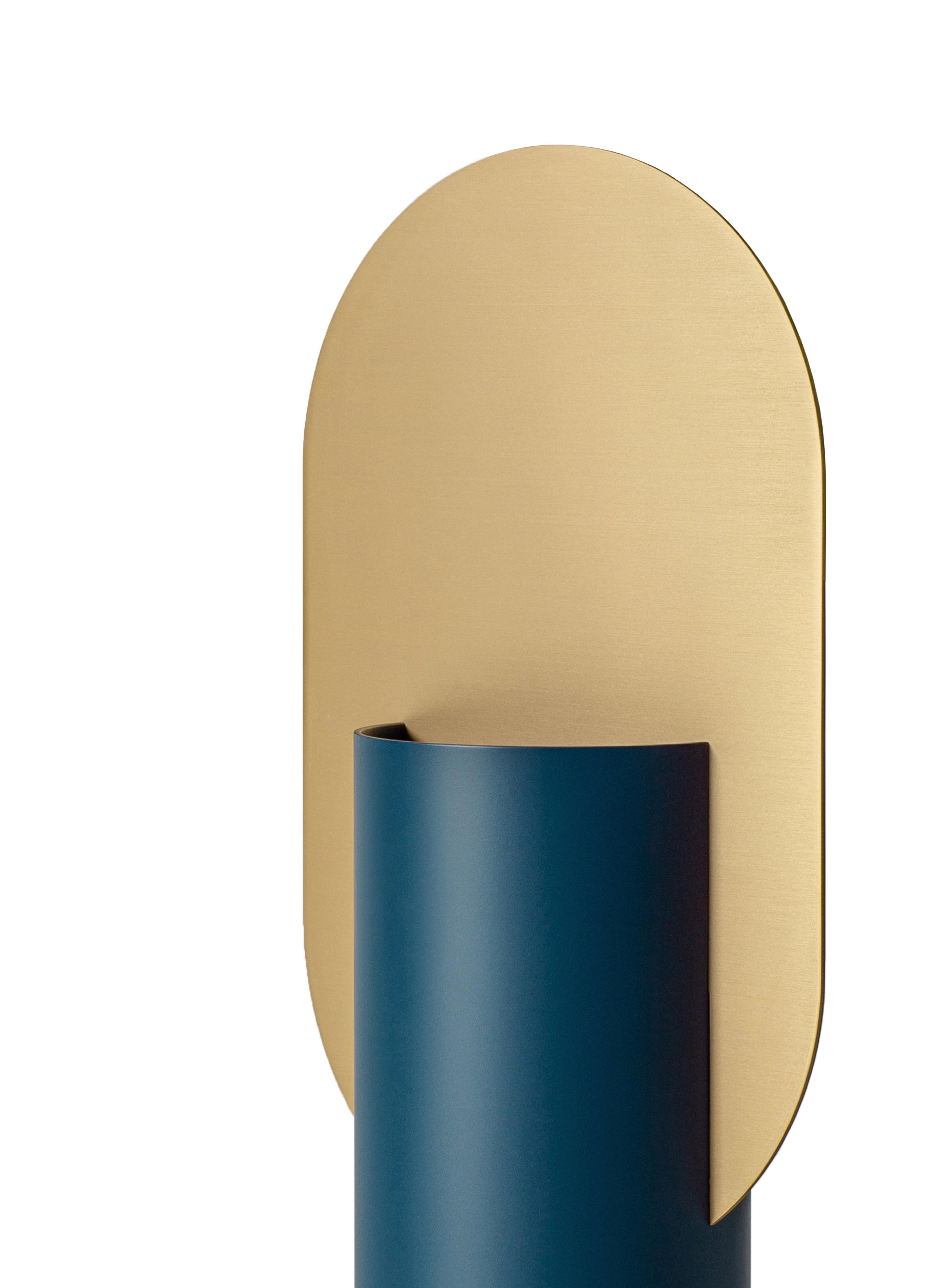 Brushed Contemporary Vase 'Genke CS3' by Noom in Brass and Steel For Sale
