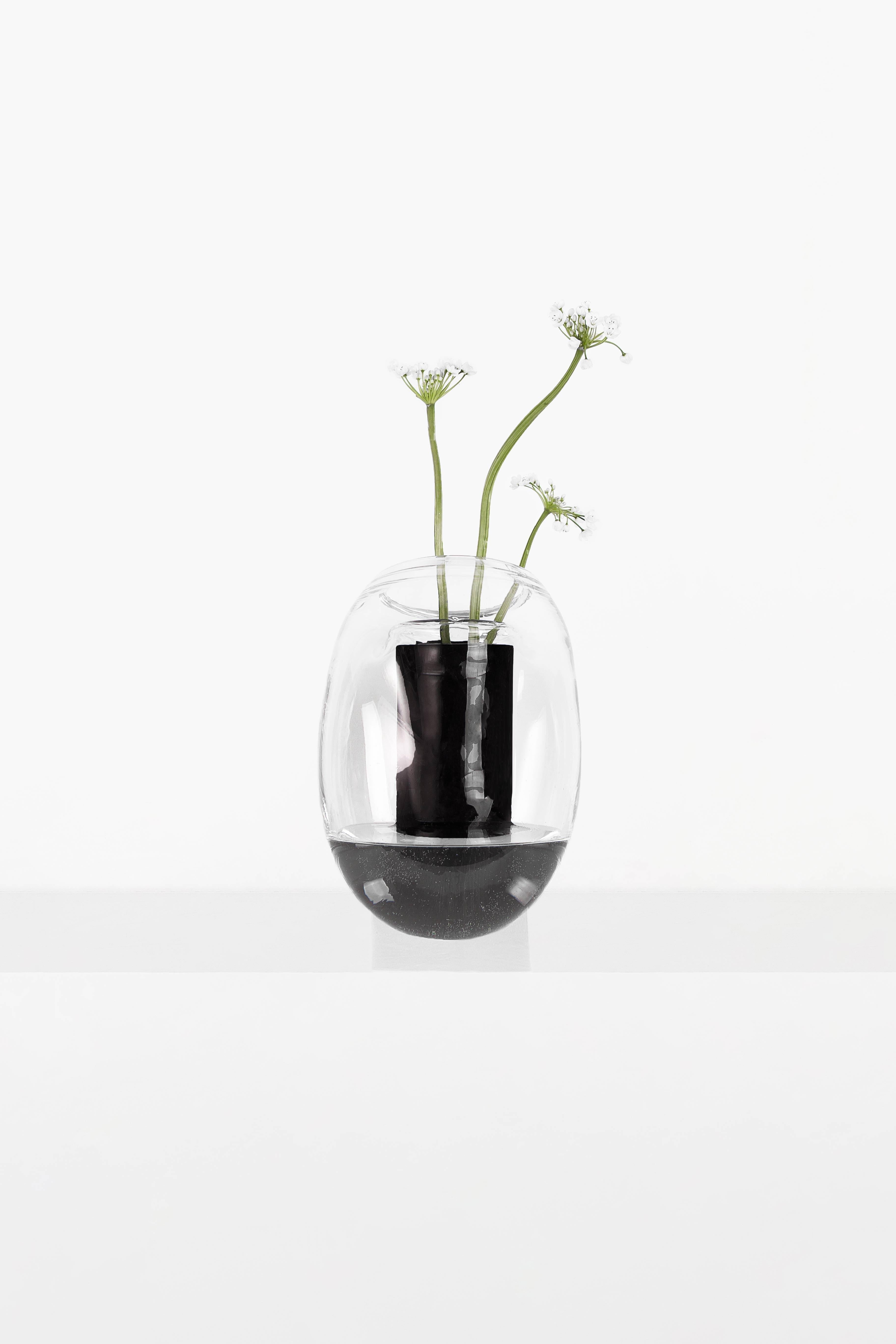 Contemporary Vase 'Gutta Boon CS1' by Noom, Large, Blown Glass and Oak Base For Sale 7