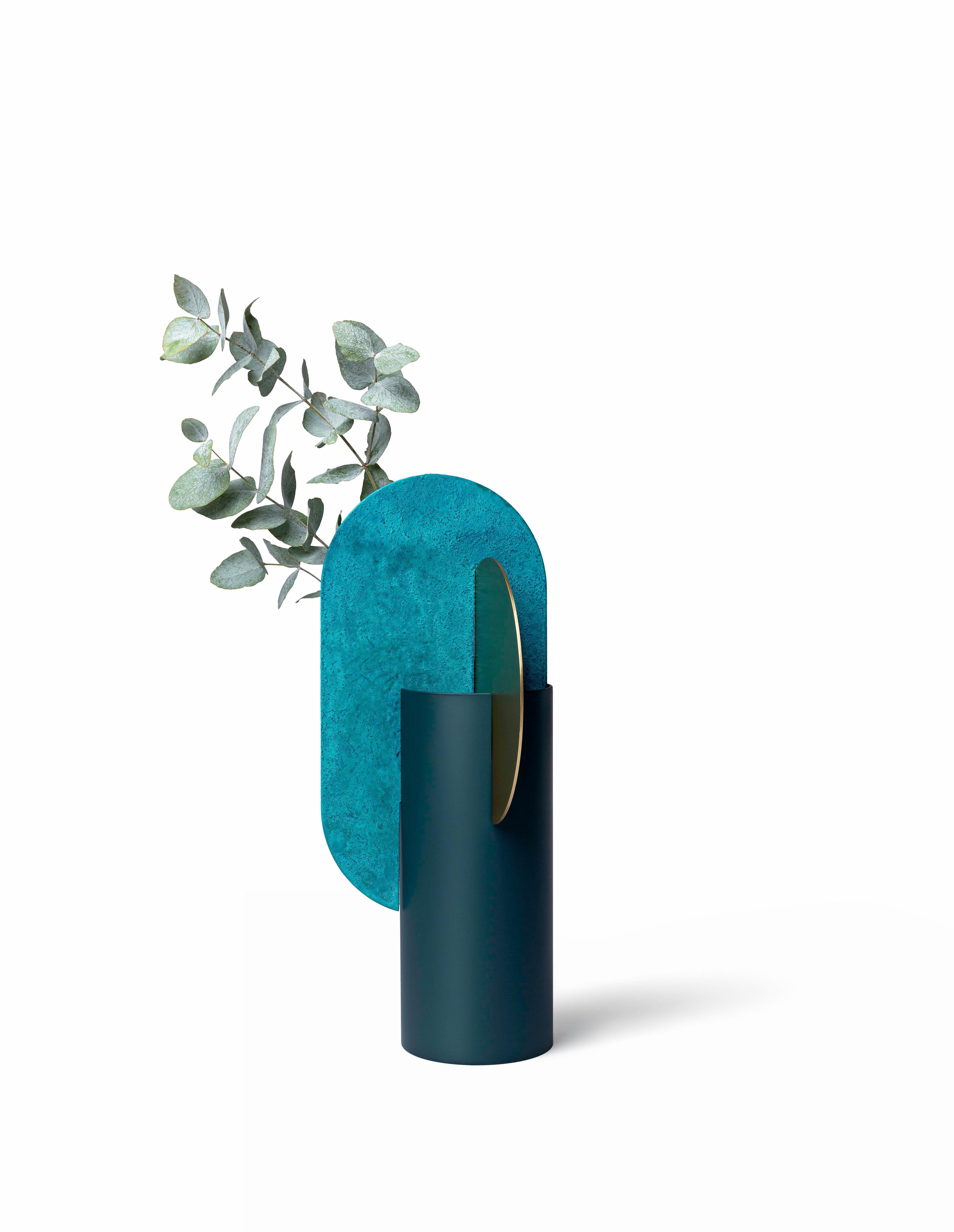 Organic Modern Contemporary Vase 'Yermilov CSL4' by NOOM, Oxidized Brass and Steel For Sale