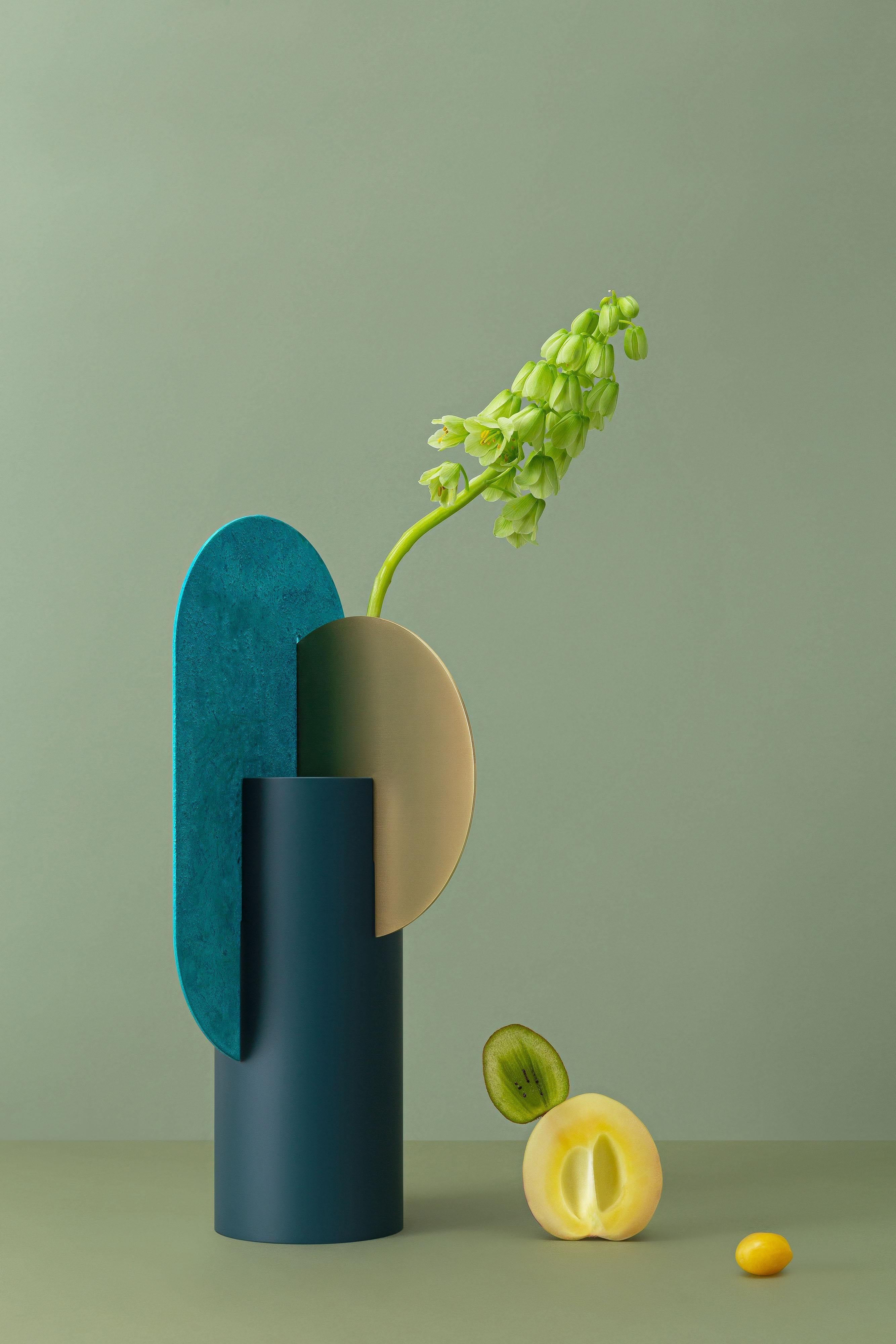 Contemporary Vase 'Yermilov CSL4' by NOOM, Oxidized Brass and Steel For Sale 1