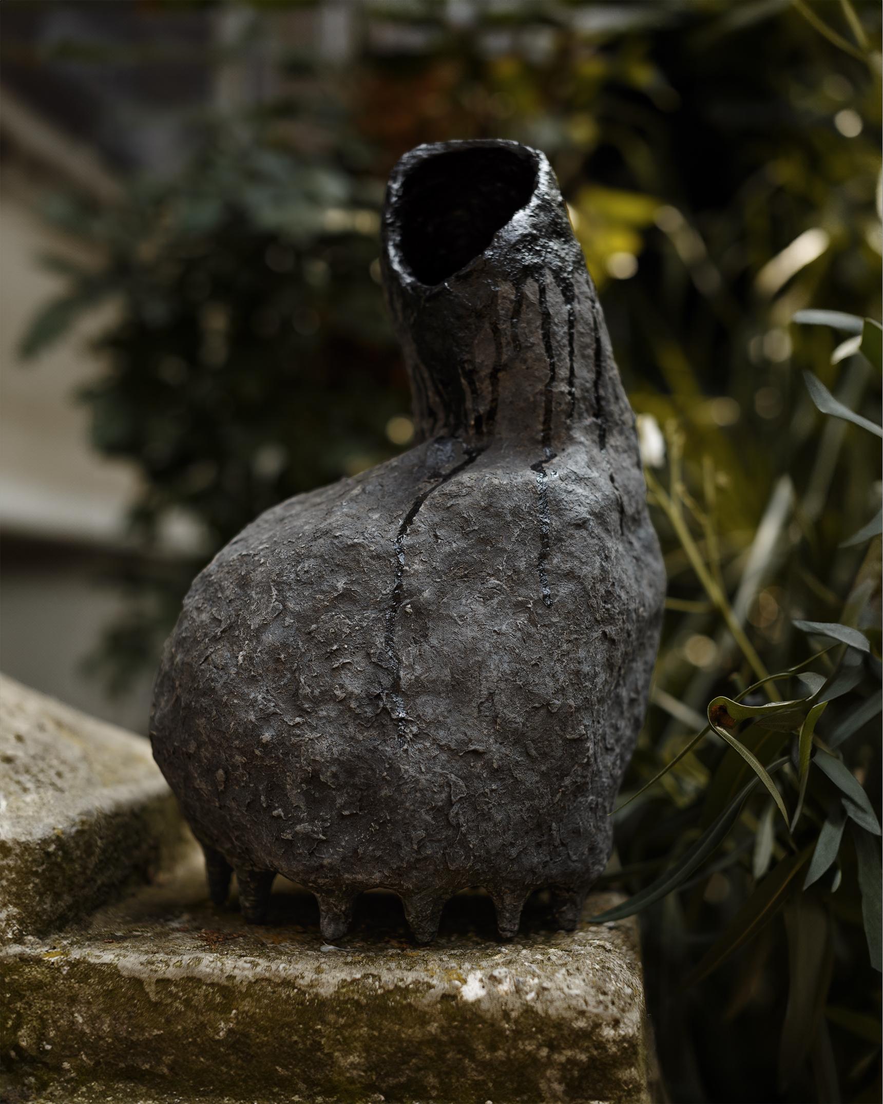 Fatto a mano Vaso contemporaneo ZHIVINKA, design organico bionico, carta riciclata in vendita