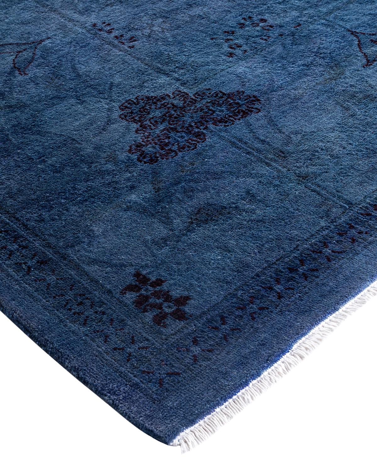 Vibrance-Teppiche sind der Inbegriff von Klassik mit Pfiff: traditionelle Muster in leuchtenden Farben gefärbt. Jeder handgeknüpfte Teppich wird mit einem 100 % natürlichen botanischen Farbstoff gewaschen, der verborgene Nuancen in den Mustern