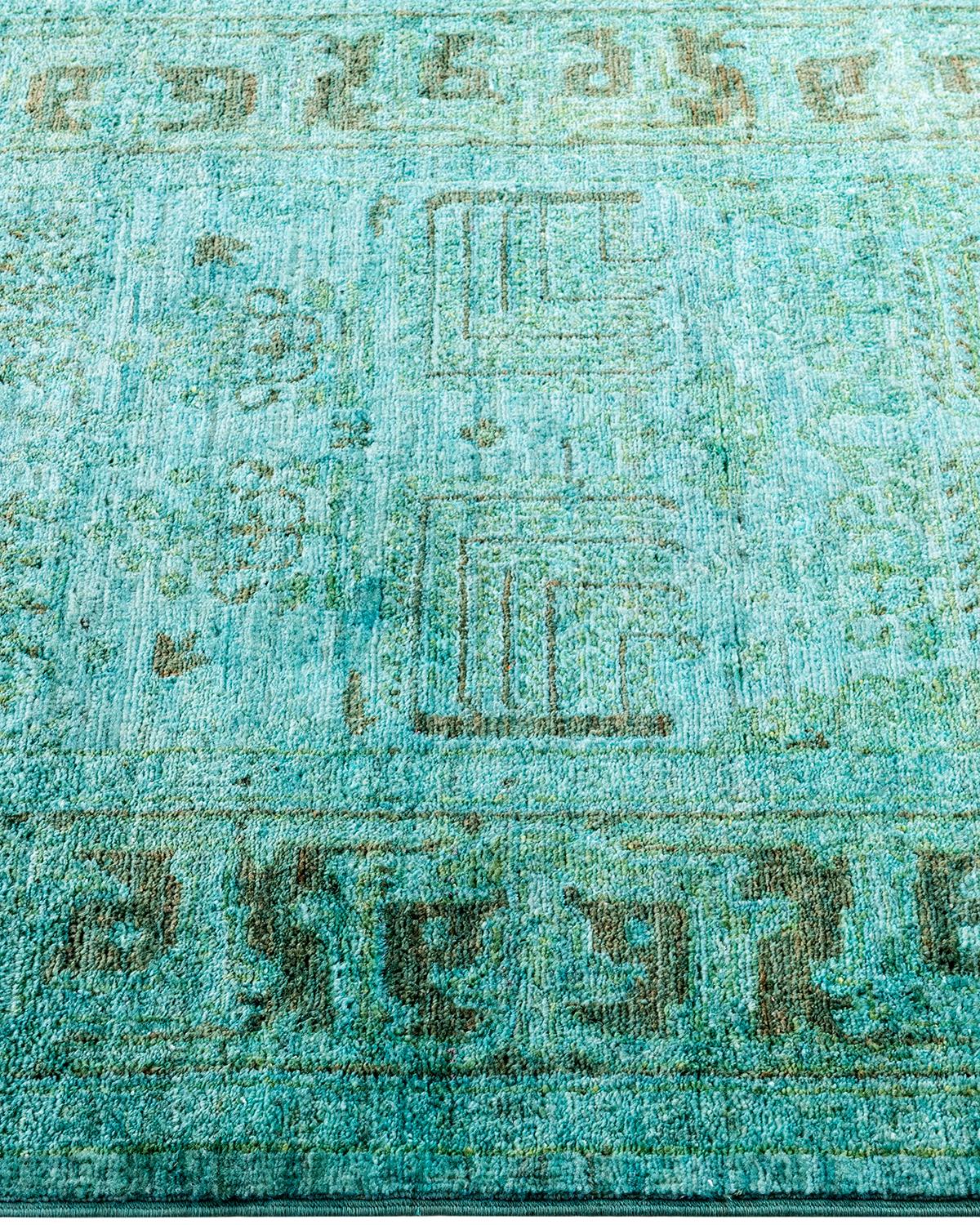 Contemporary Vibrance Hand Knotted Wool Blue Area Rug im Zustand „Neu“ im Angebot in Norwalk, CT