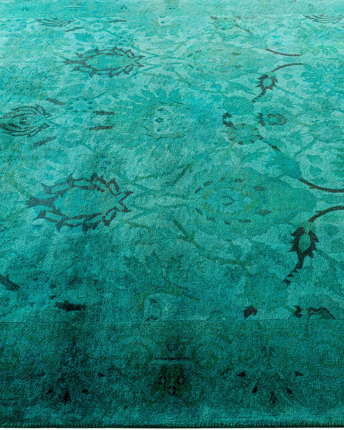 Contemporary Vibrance Hand Knotted Wool Blue Area Rug In New Condition For Sale In Norwalk, CT