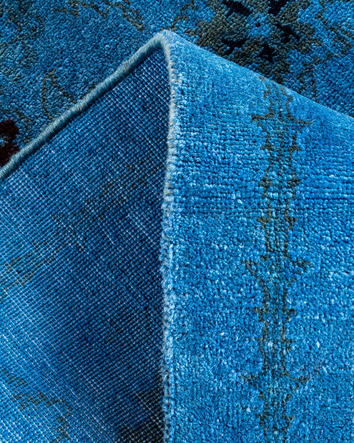 Laine Tapis Contemporary Vibrance en laine nouée à la main Bleu en vente