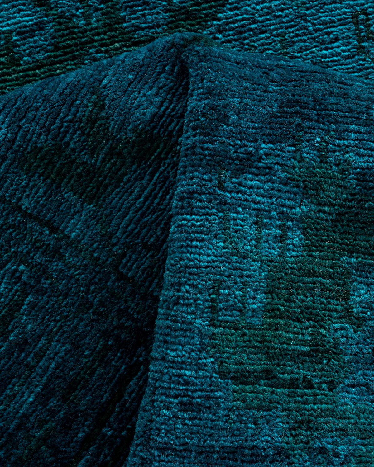 Tapis de course contemporain en laine nouée à la main Vibrance bleu en vente 1