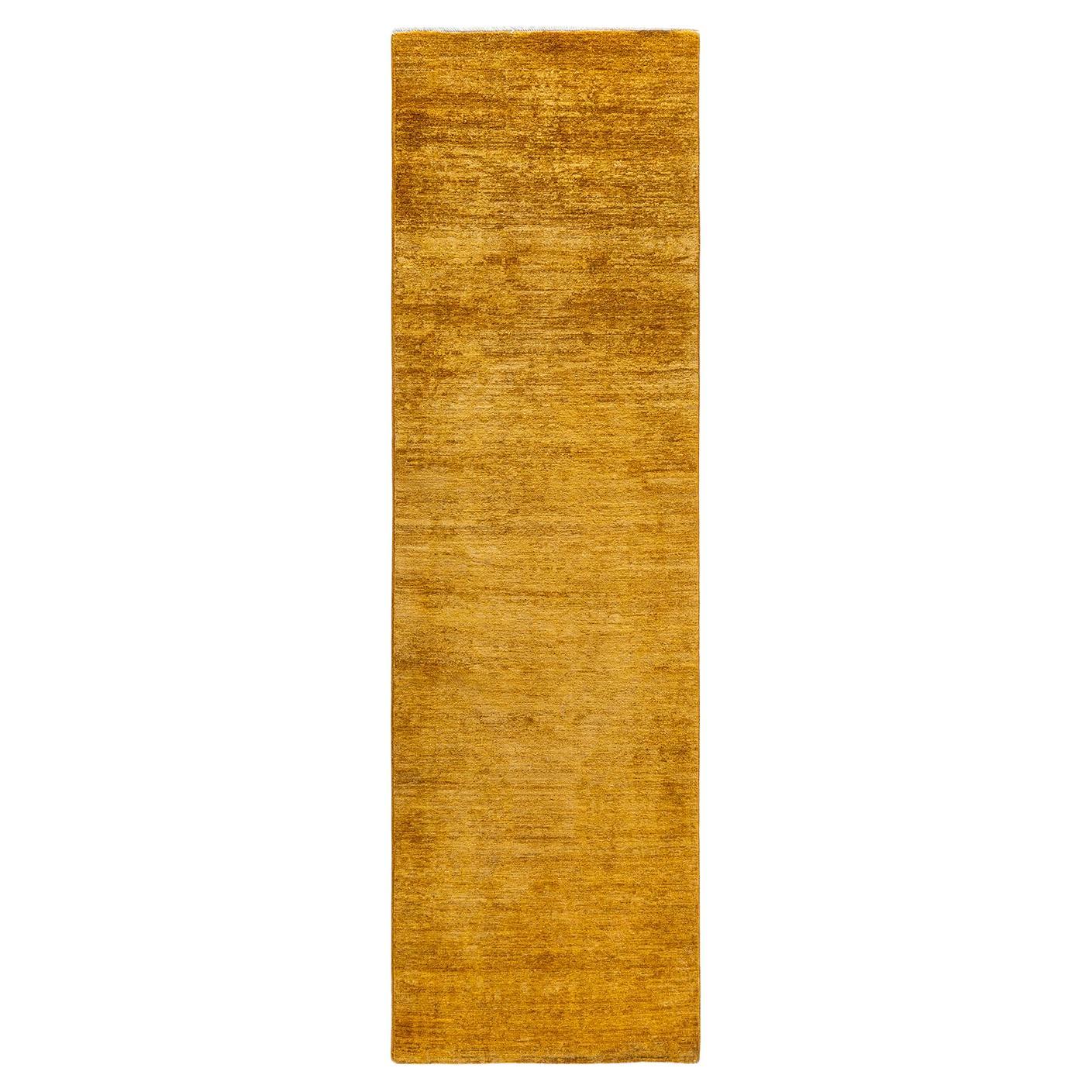 Contemporary Vibrance Hand Knotted Wool Gold Runner For Sale
