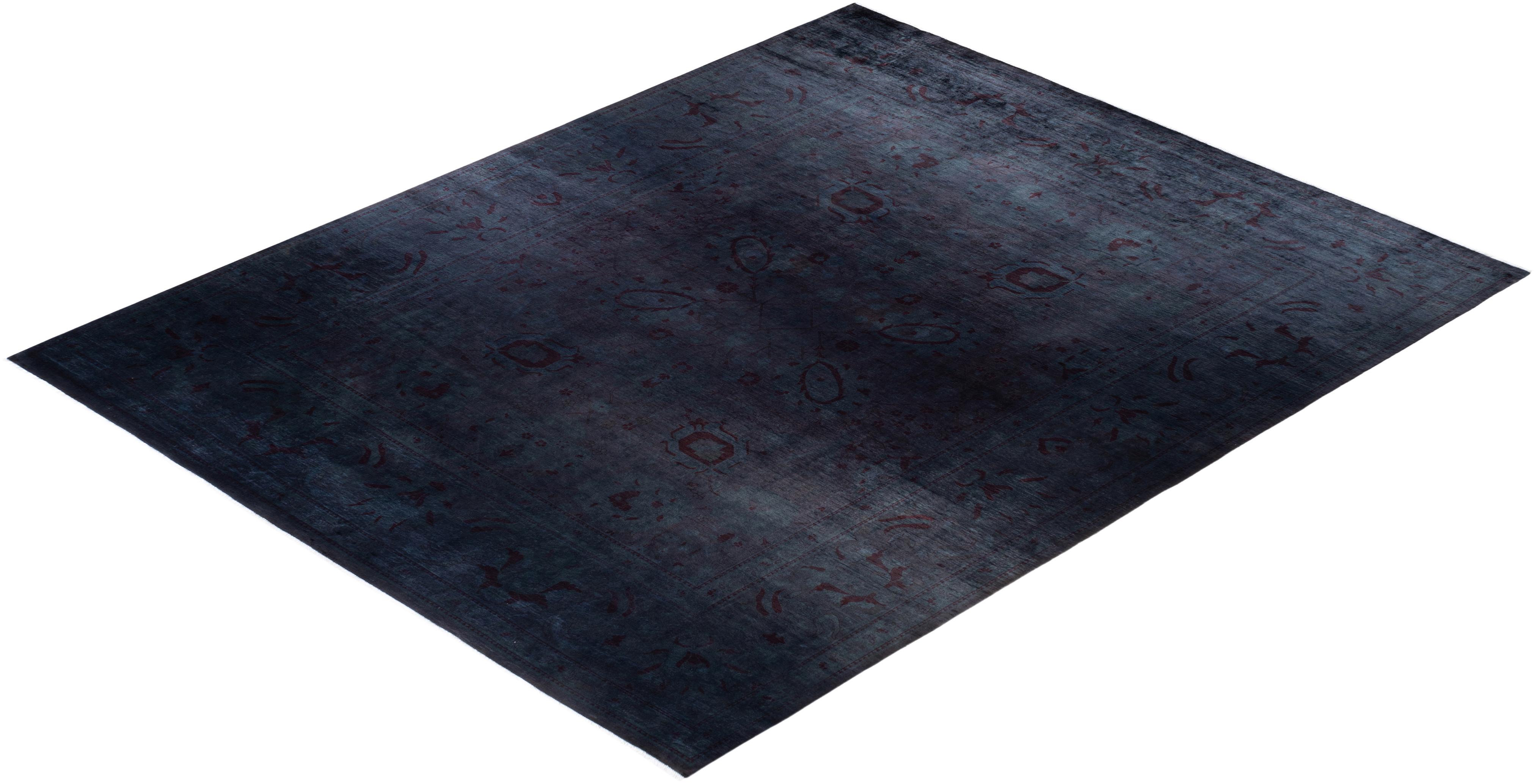 Contemporary Vibrance Hand Knotted Wool Gray Area Rug For Sale 4