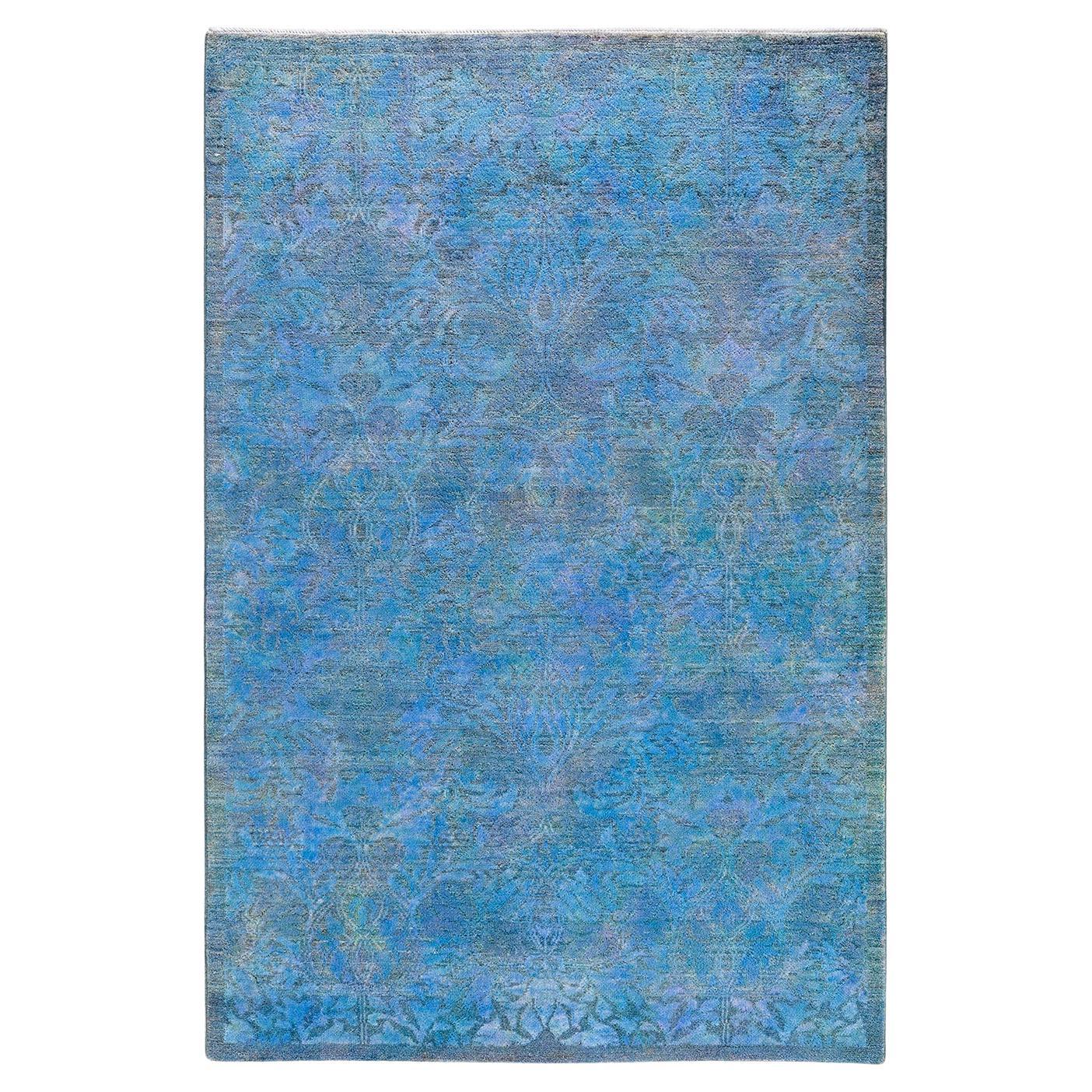 Contemporary Vibrance Hand Knotted Wool Gray Area Rug  For Sale