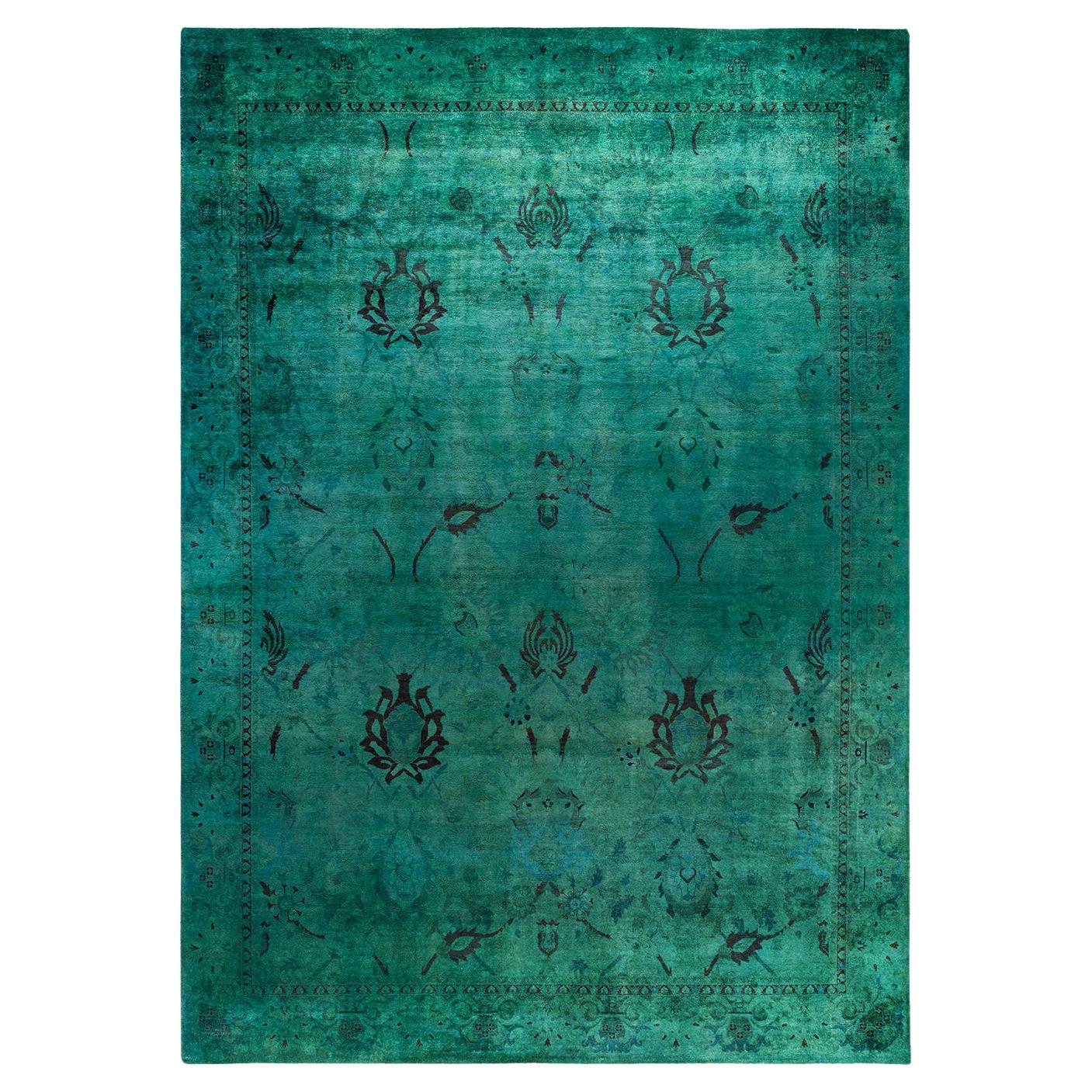 Contemporary Vibrance Hand Knotted Wool Green Area Rug  For Sale