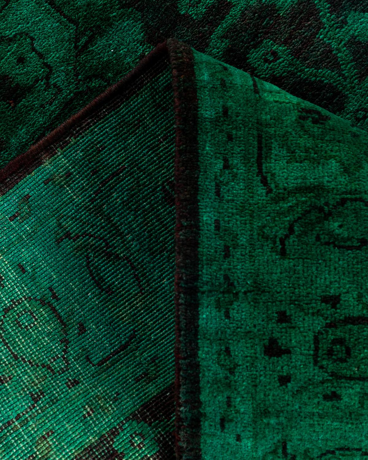 Contemporary Vibrance Hand Knotted Wool Green Runner For Sale 2
