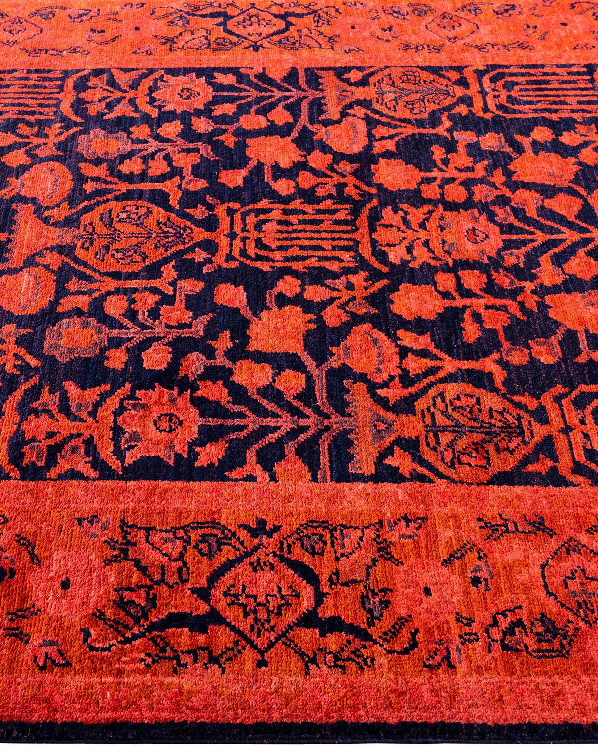 Contemporary Vibrance Hand Knotted Wool Orange Area Rug  In New Condition For Sale In Norwalk, CT