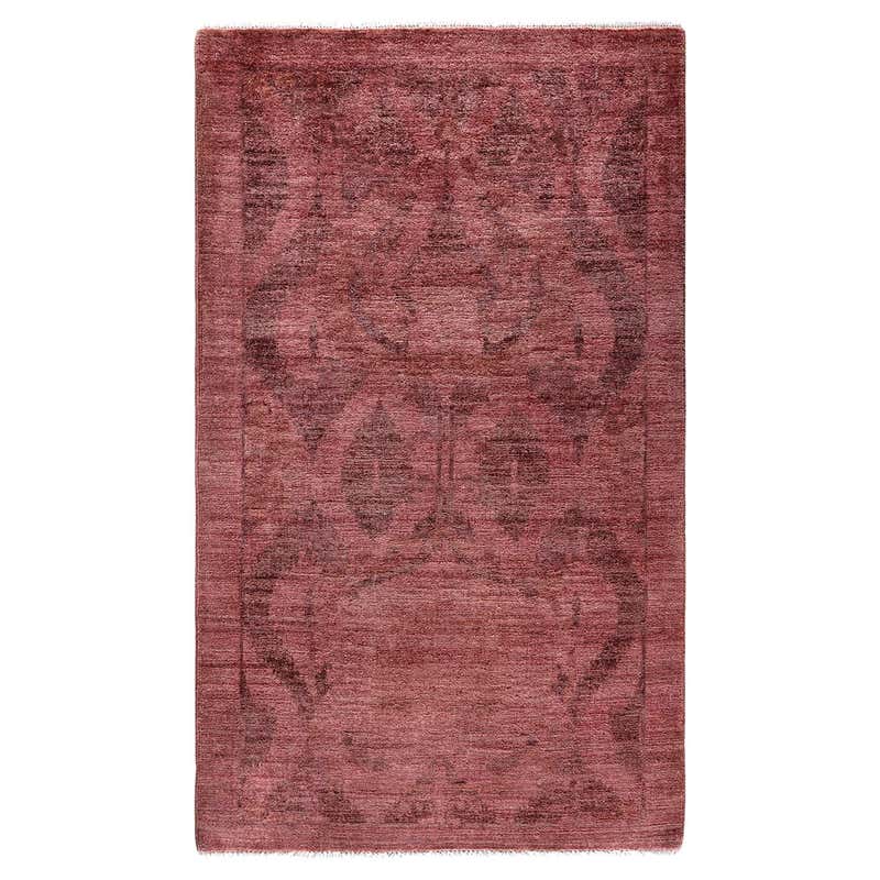 Contemporary Vibrance Hand Knotted Wool Pink Area Rug For Sale at 1stDibs